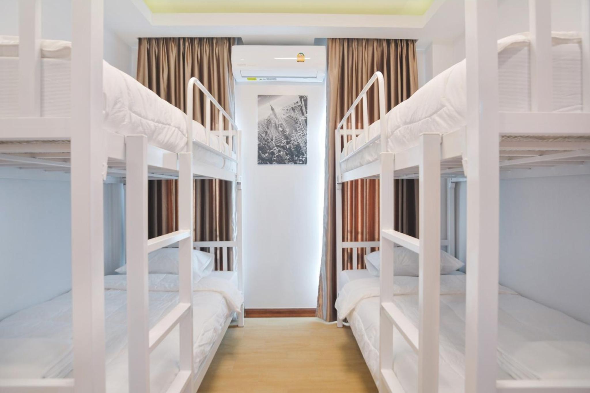 Three-Bedroom Villa - Photo 38