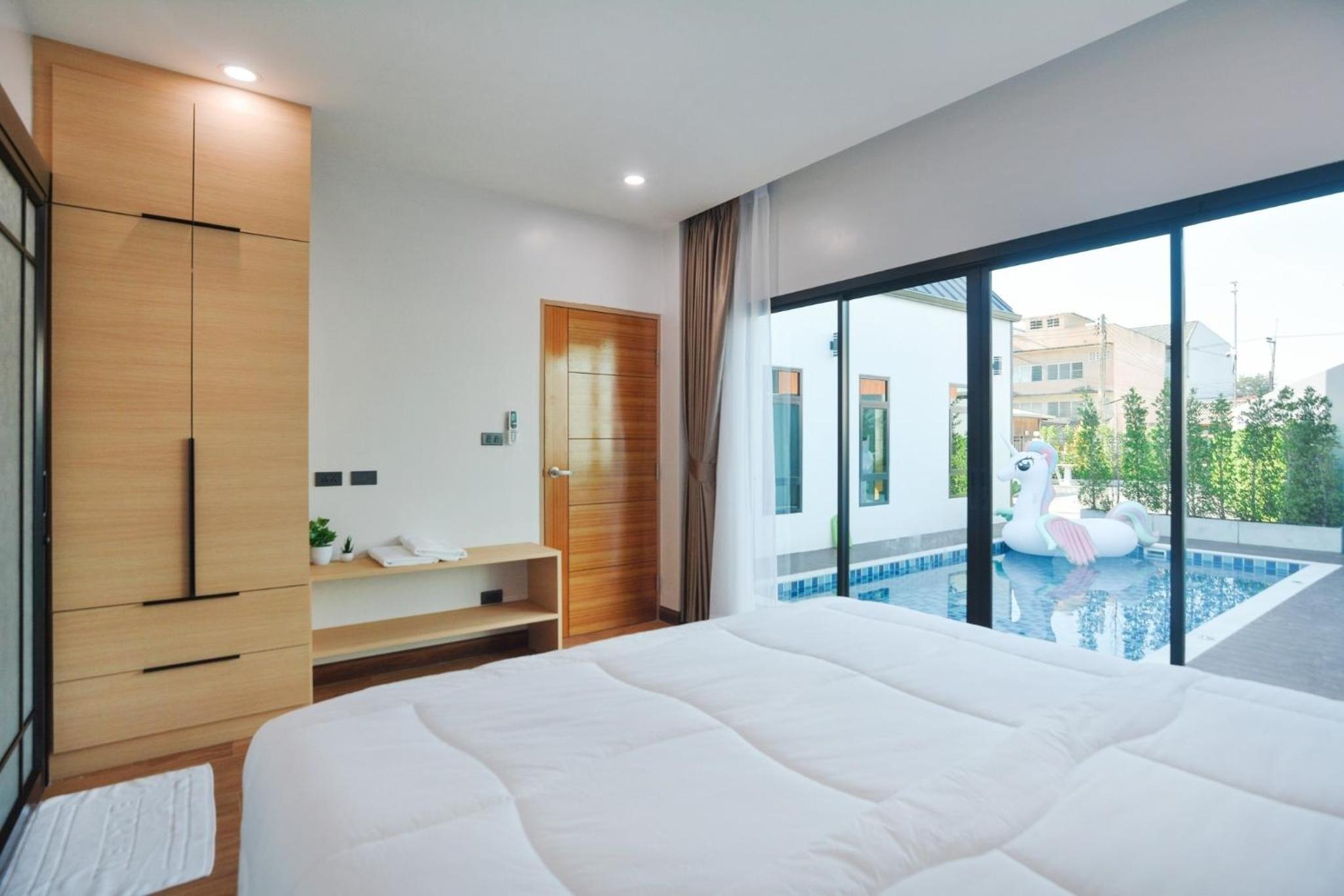 Three-Bedroom Villa - Photo 30