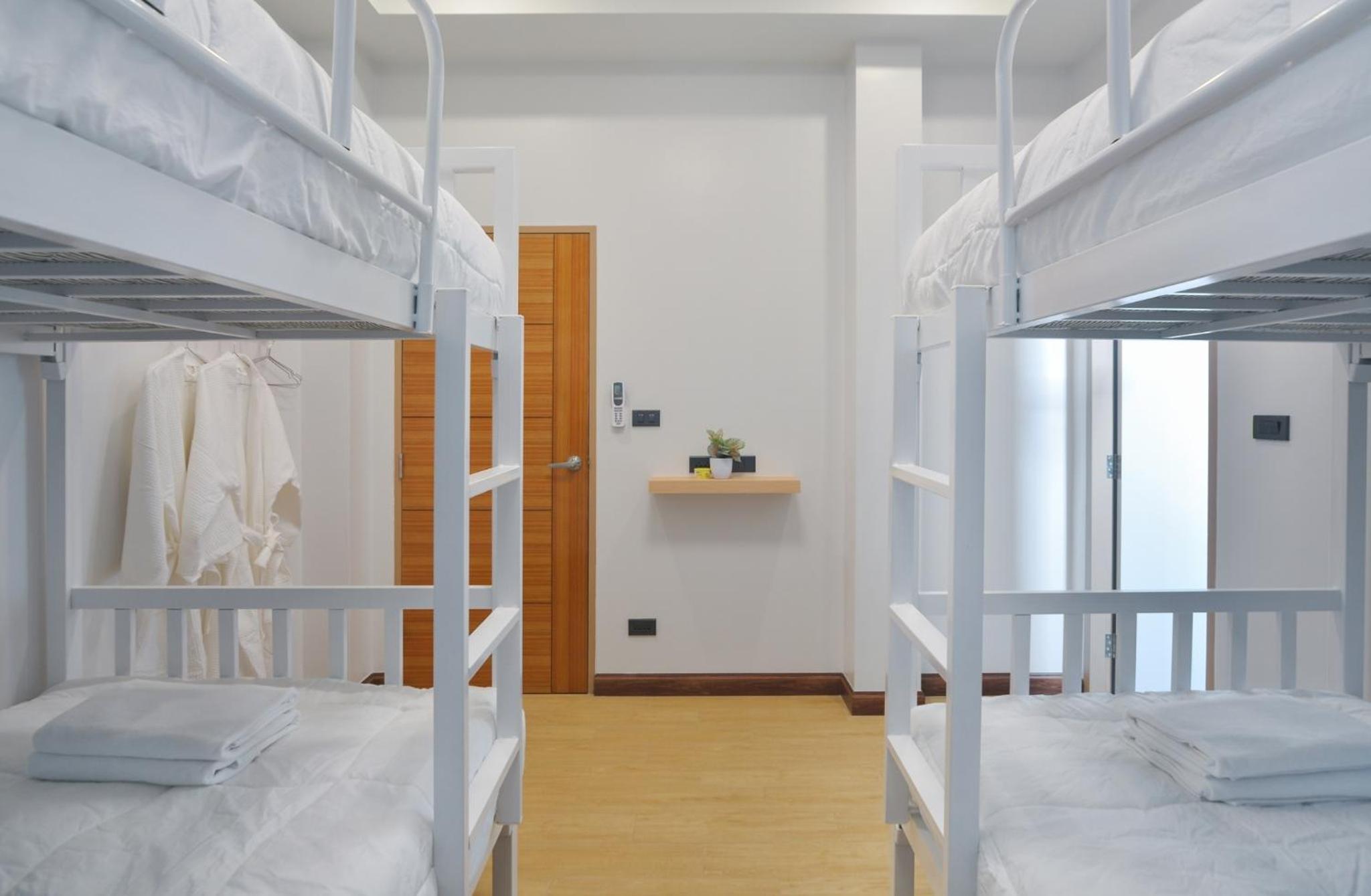 Three-Bedroom Villa - Photo 12