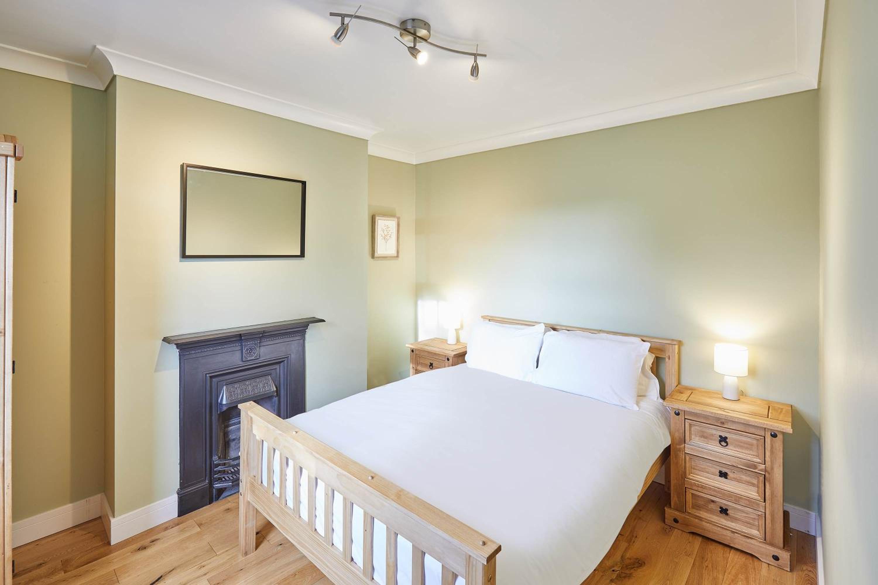 Four-Bedroom House photo 1