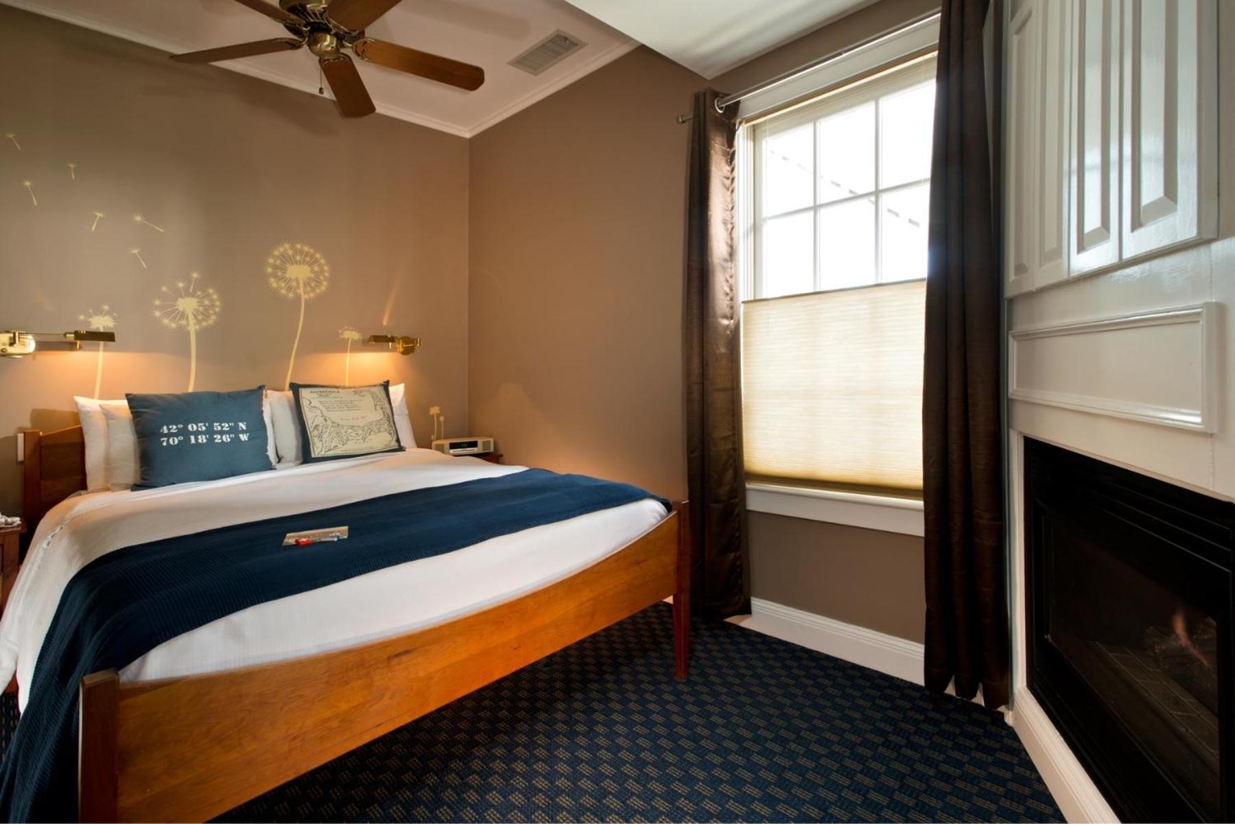 Deluxe Queen Room - Room 5