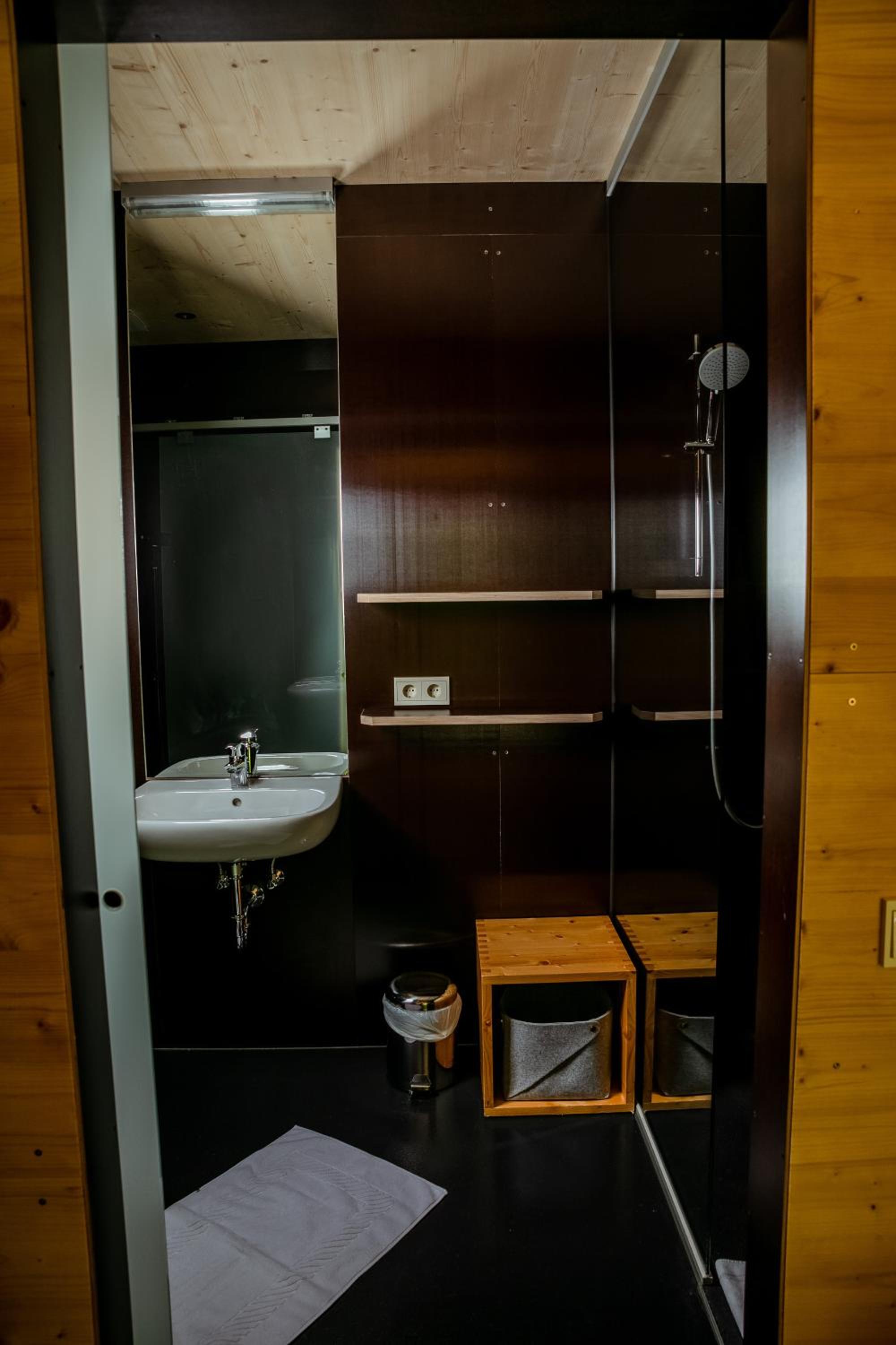 Two-Bedroom Suite - Photo 2