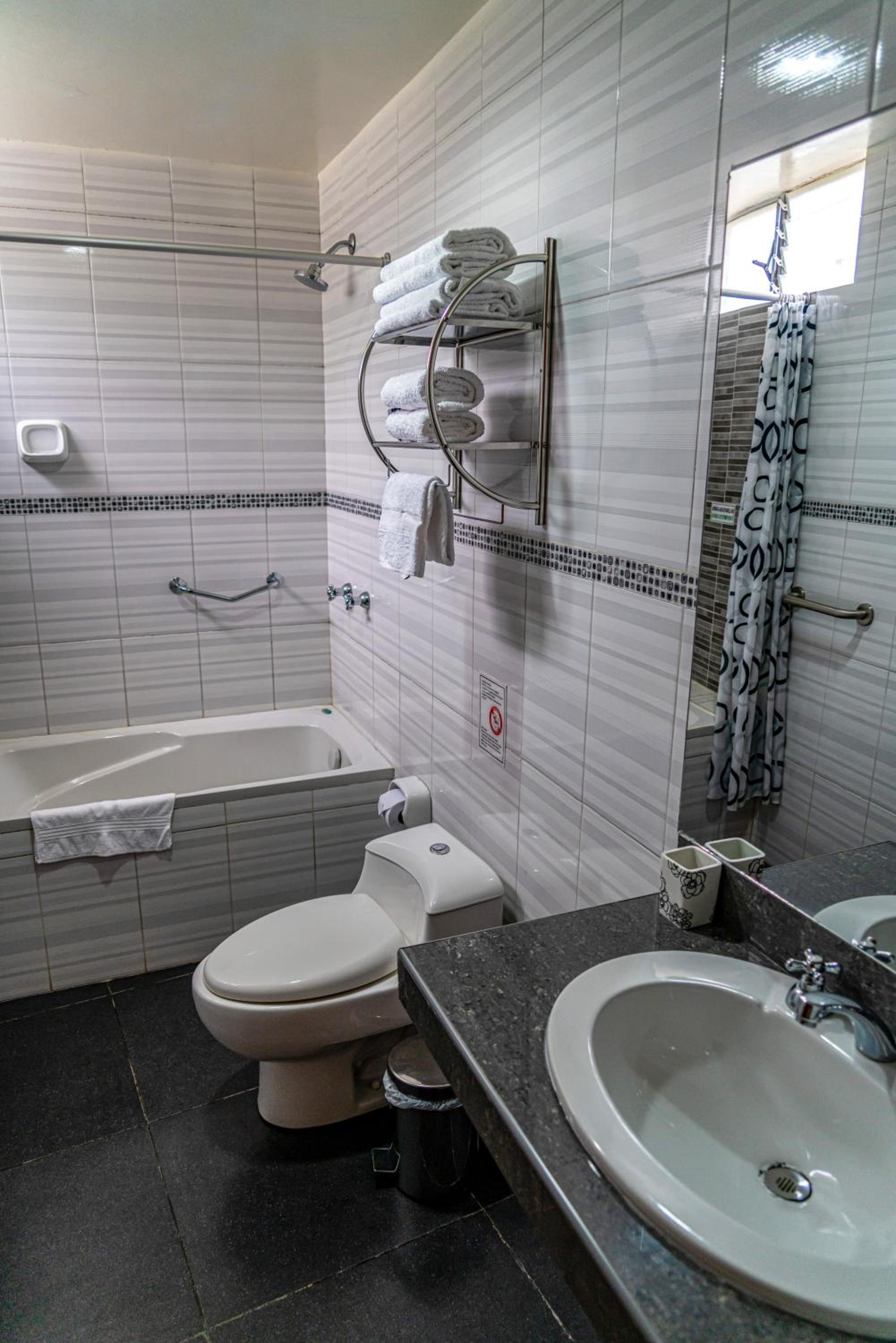 Single Room photo 2
