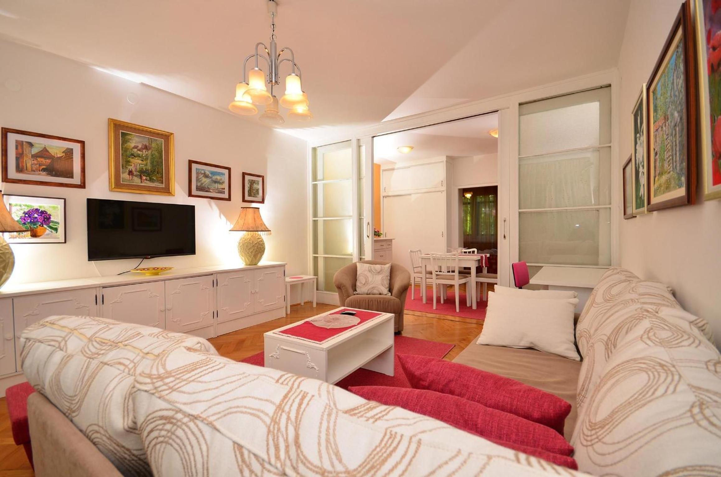 One-Bedroom Apartment with Terrace