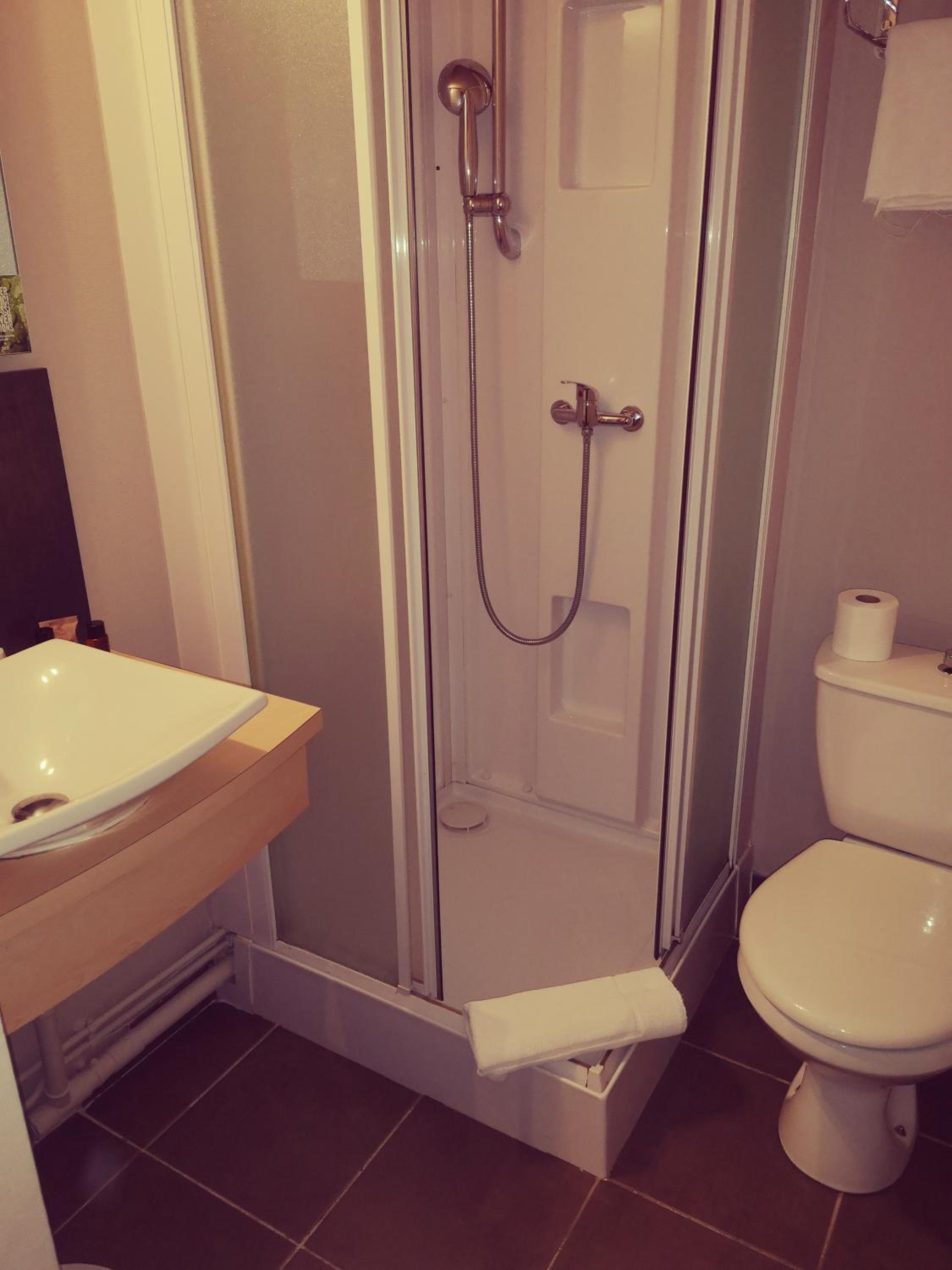 Double Room - Photo 2