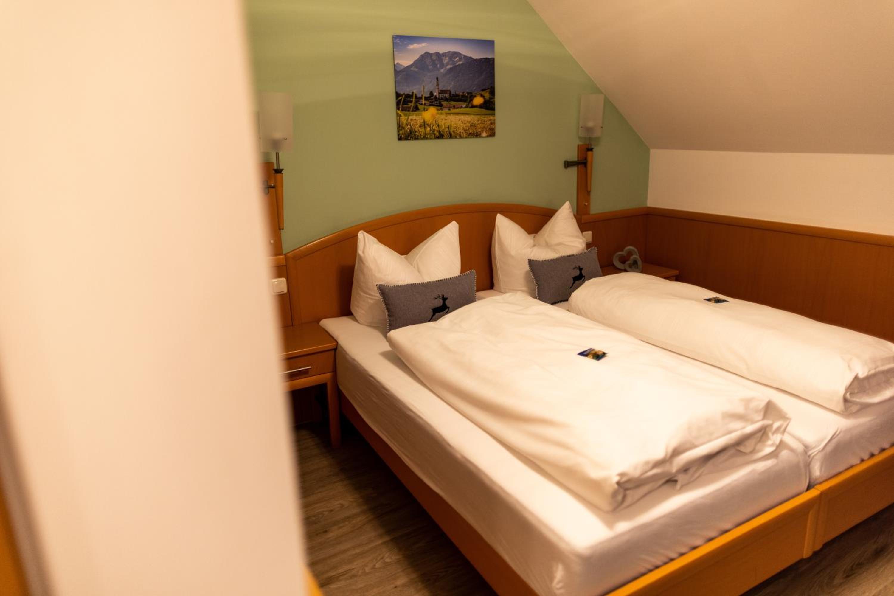 Double Room - Photo 1