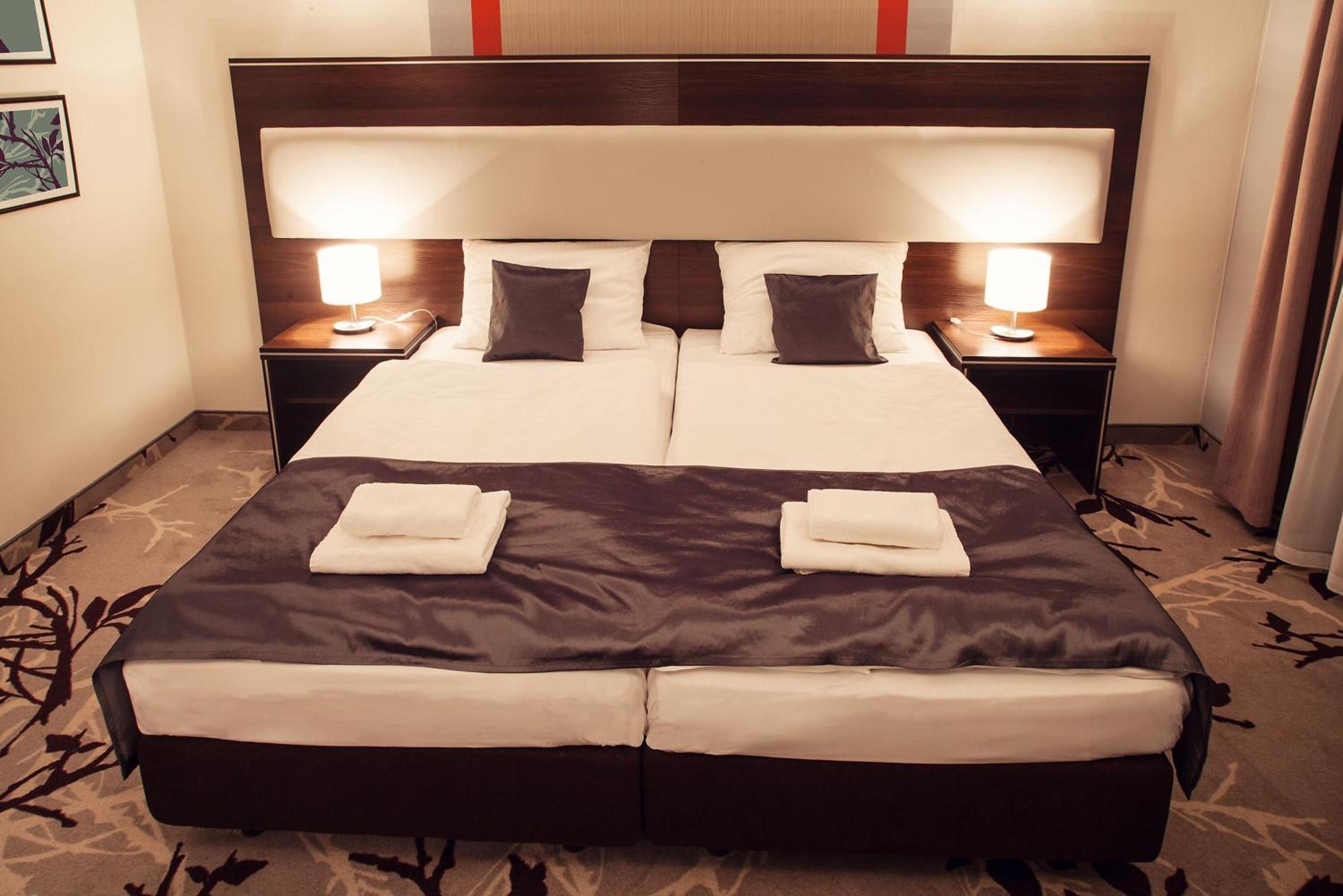 Double or Twin Room - Photo 3