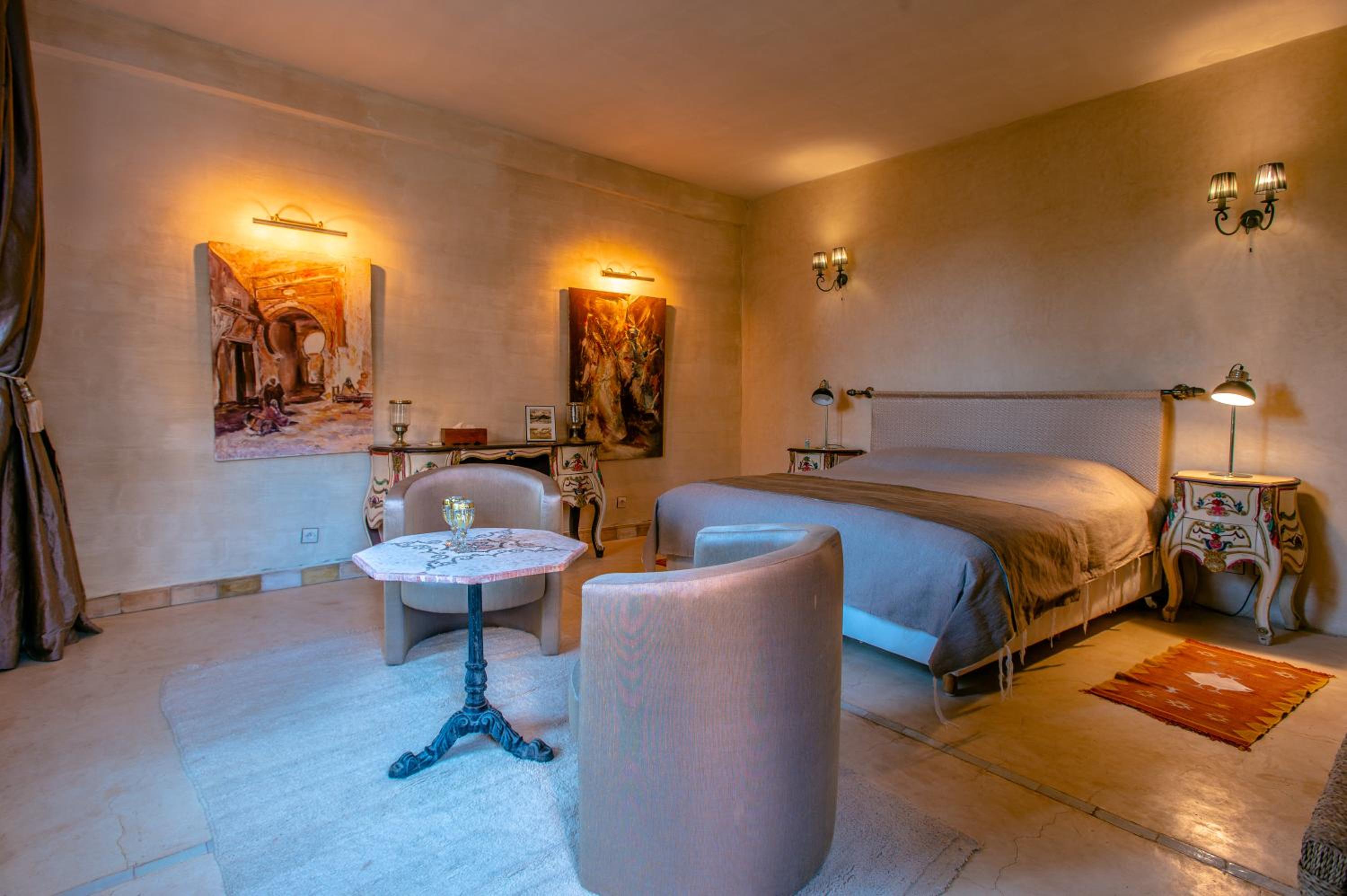 Double Room with Pool View - Photo 12