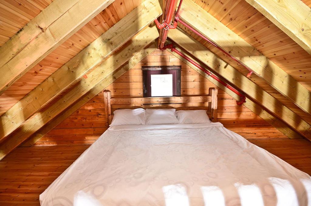 Chalet with Gallery photo 1