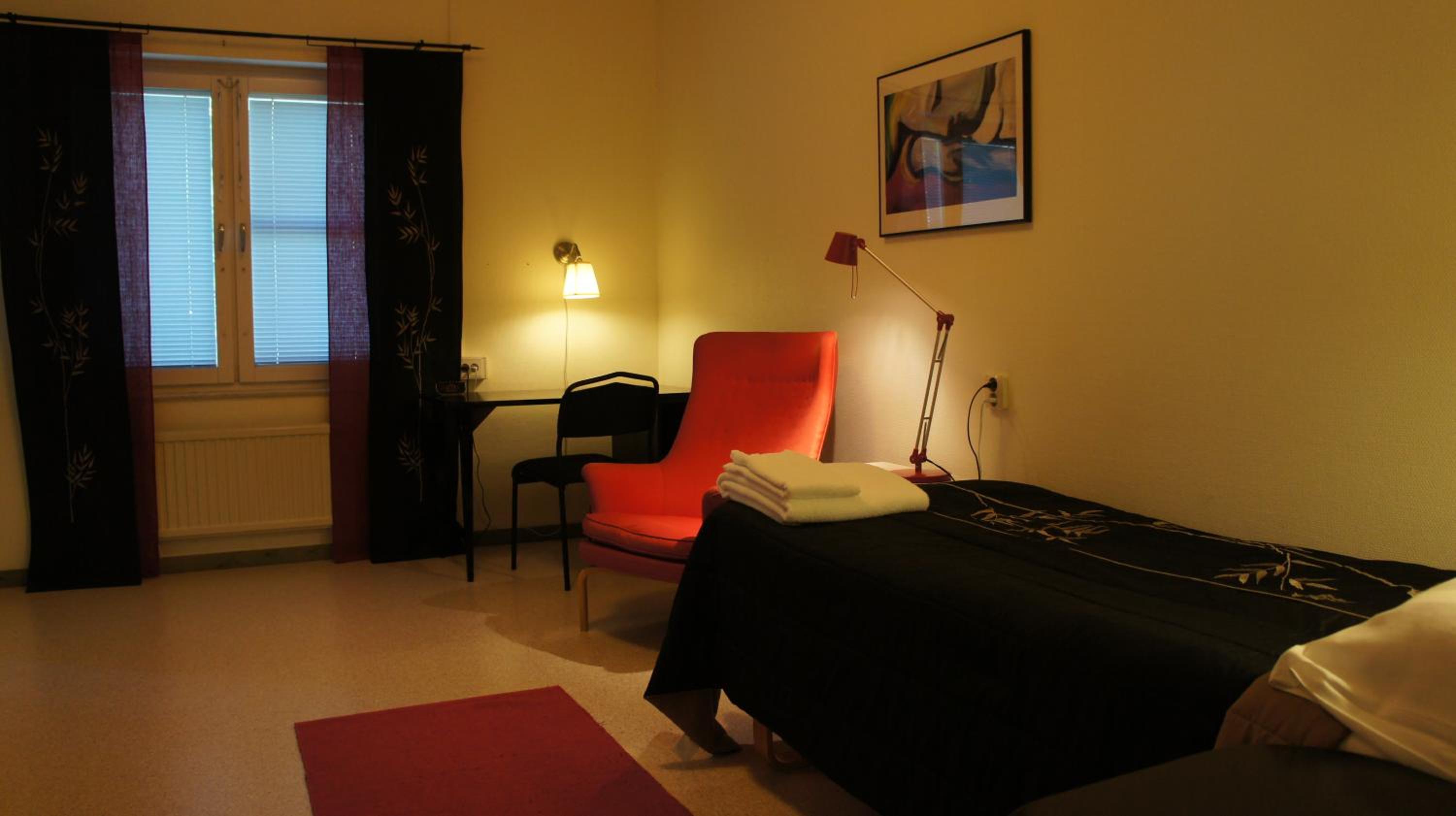 Single Room photo 3