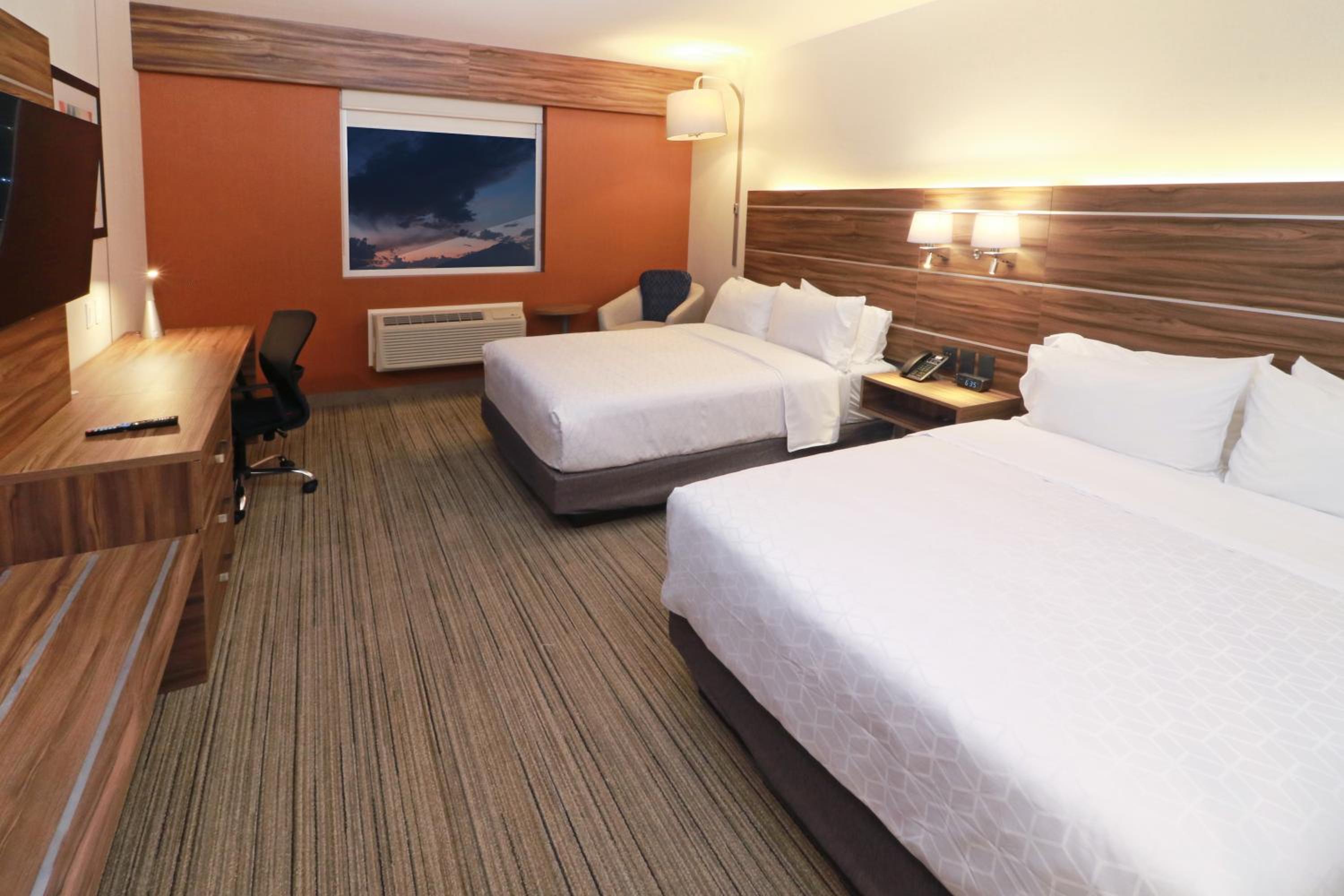 Standard Double Room with Two Double Beds