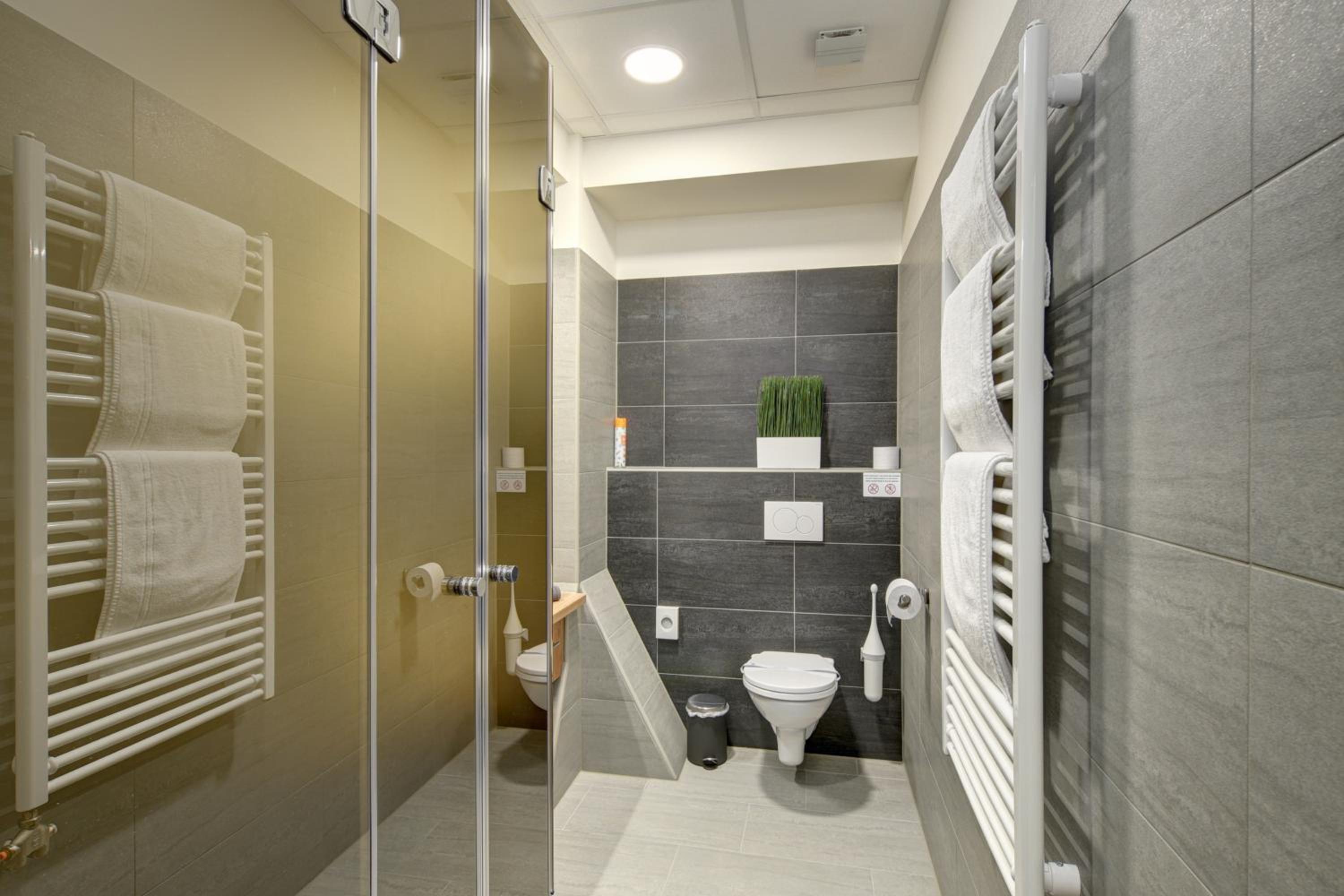 Superior Triple Room photo 2