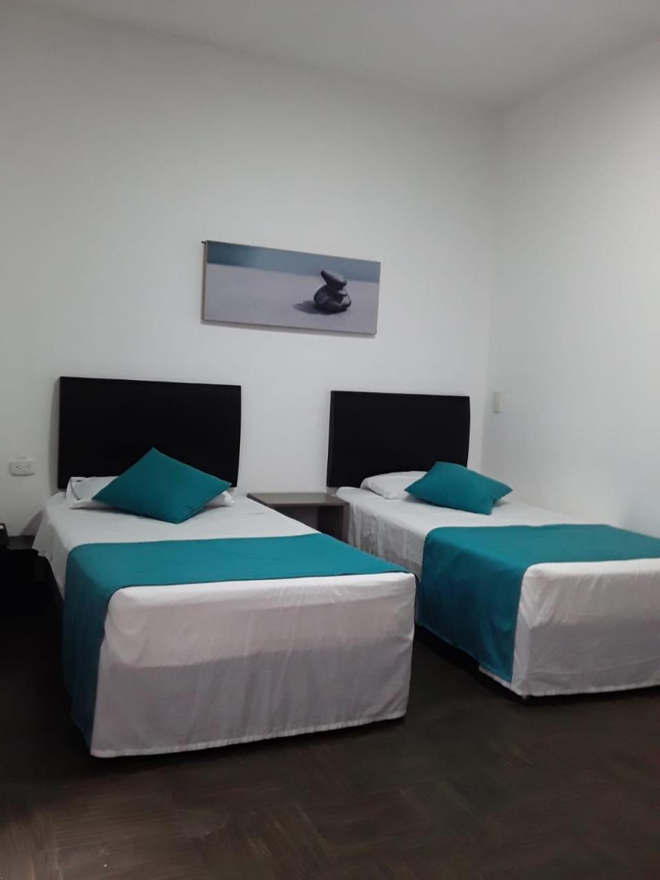 Standard Twin Room photo 1