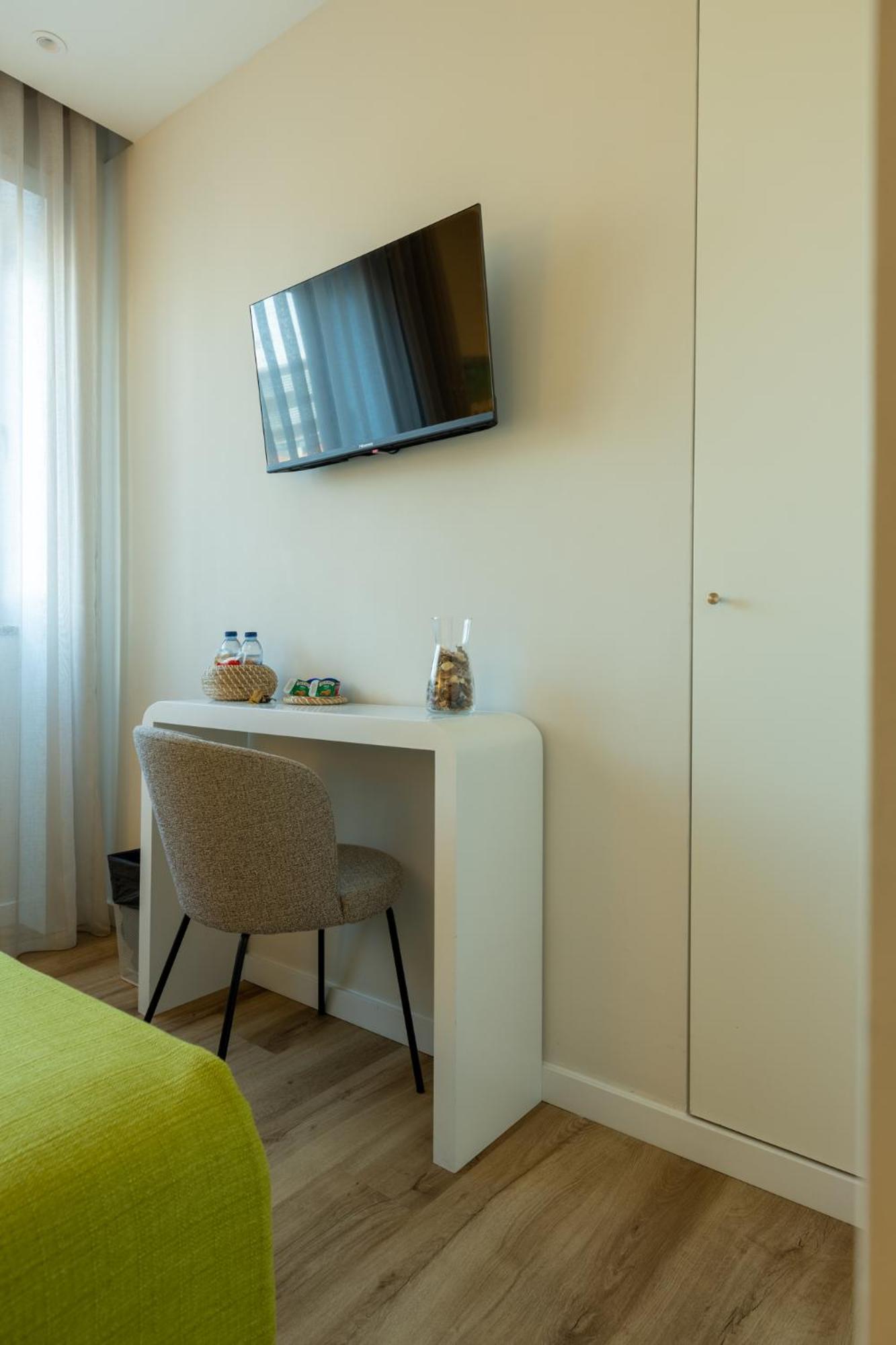 Economy Double Room - Photo 2