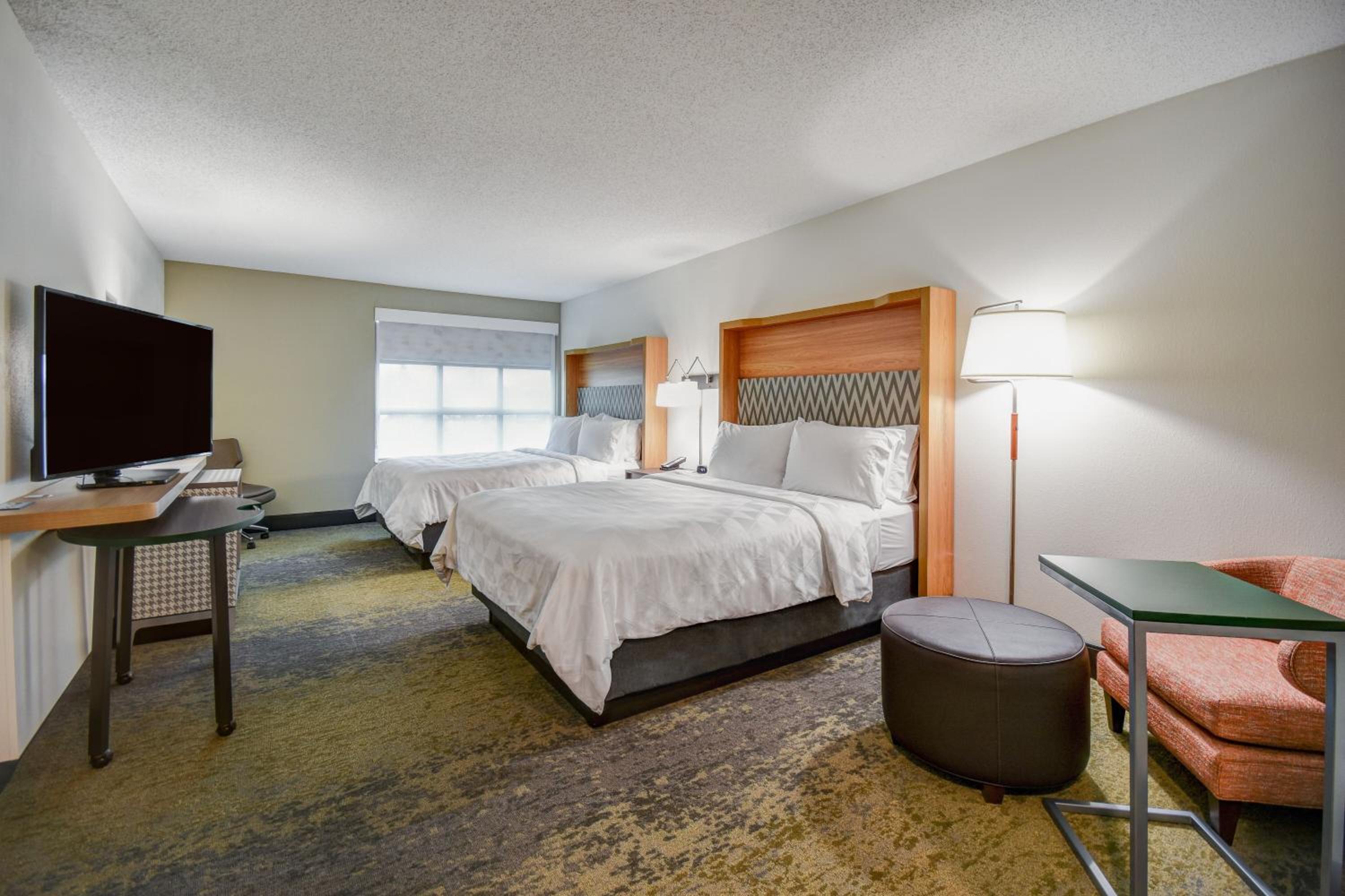 Standard Queen Room with Two Queen Beds and Mobility Accessible Roll-In Shower