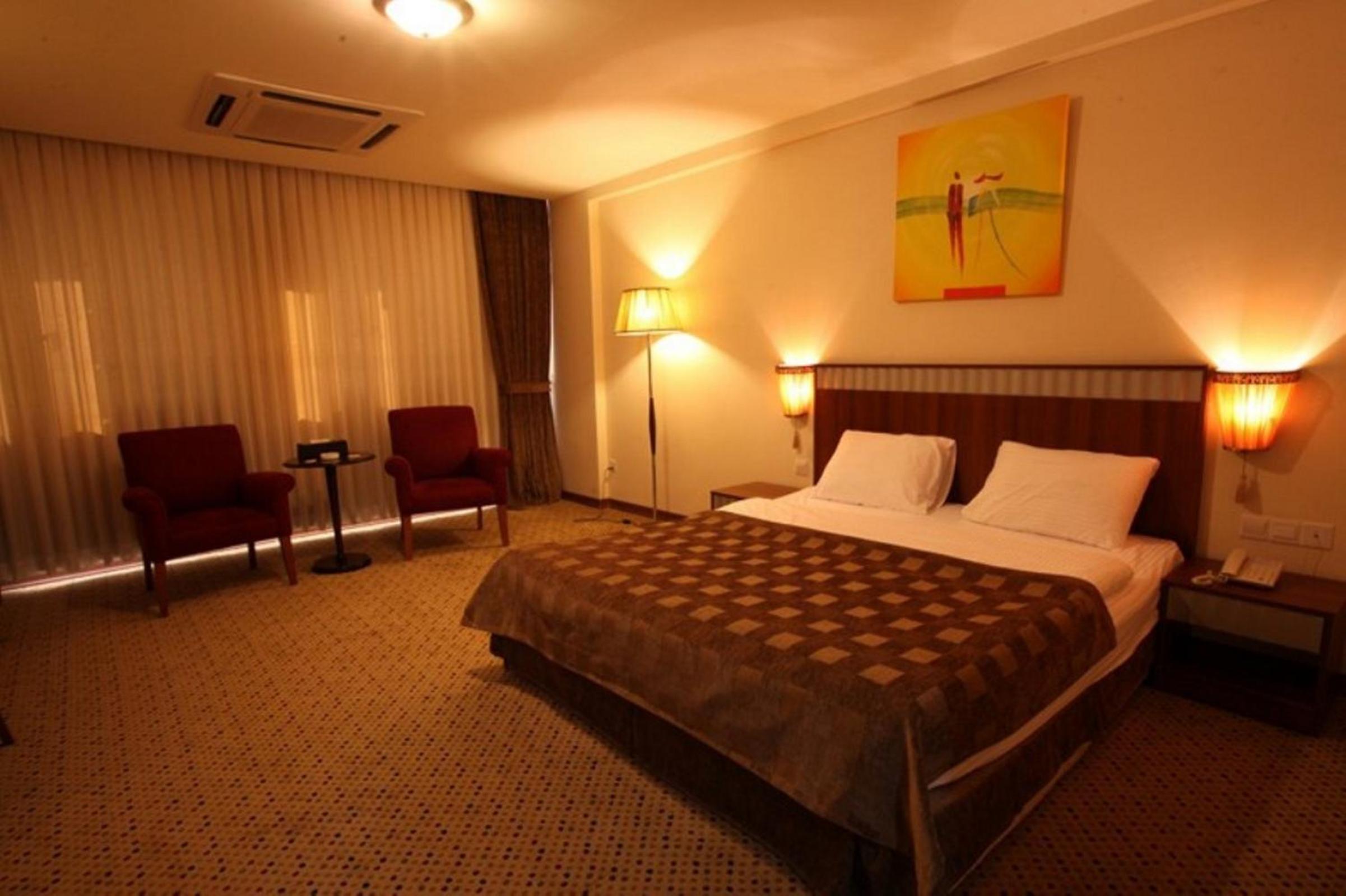 Single Room - Photo 3