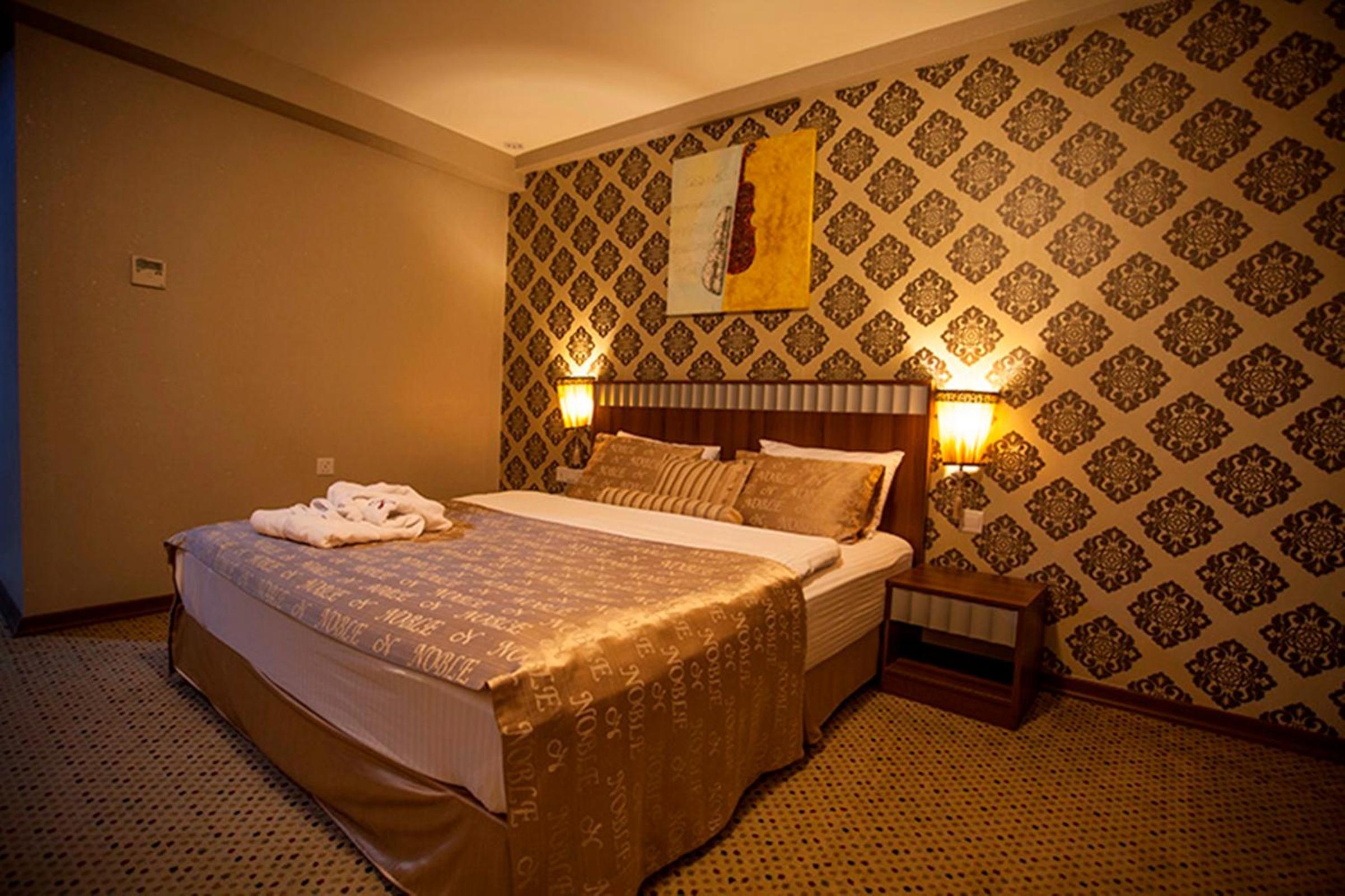 Suite - Photo 3
