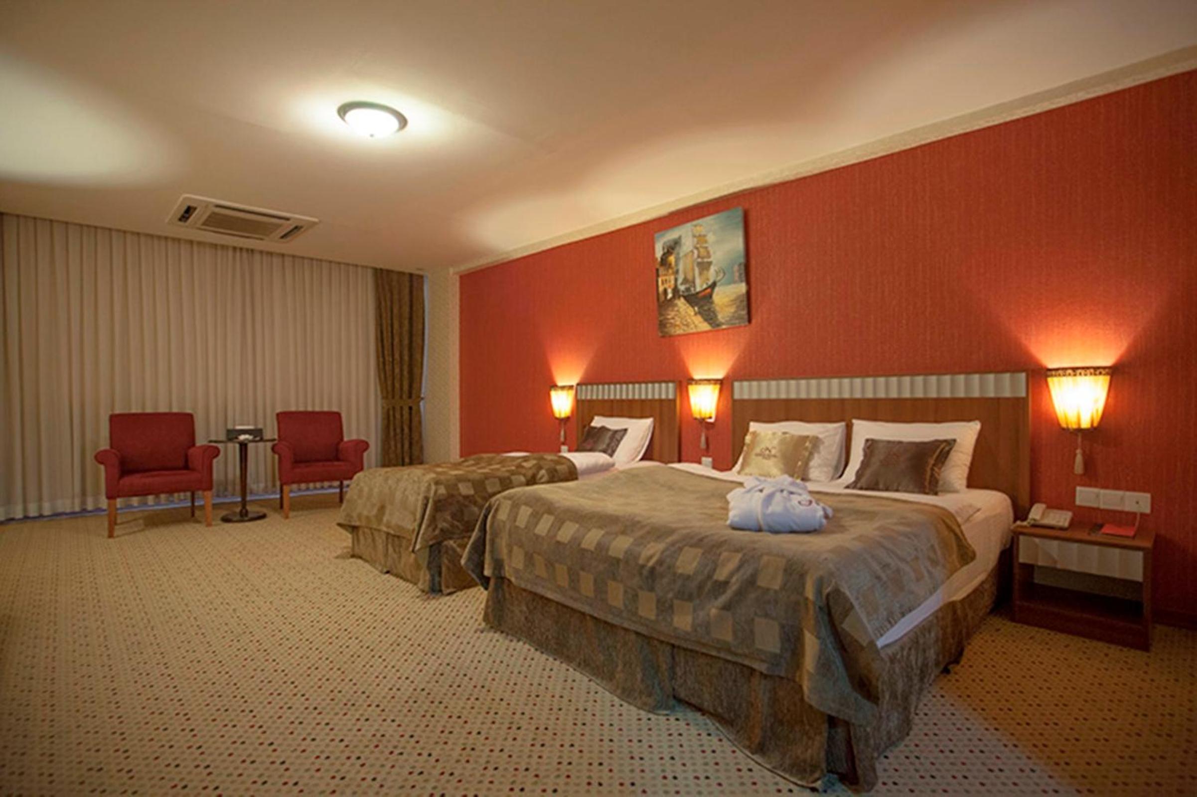 Twin Room - Photo 1