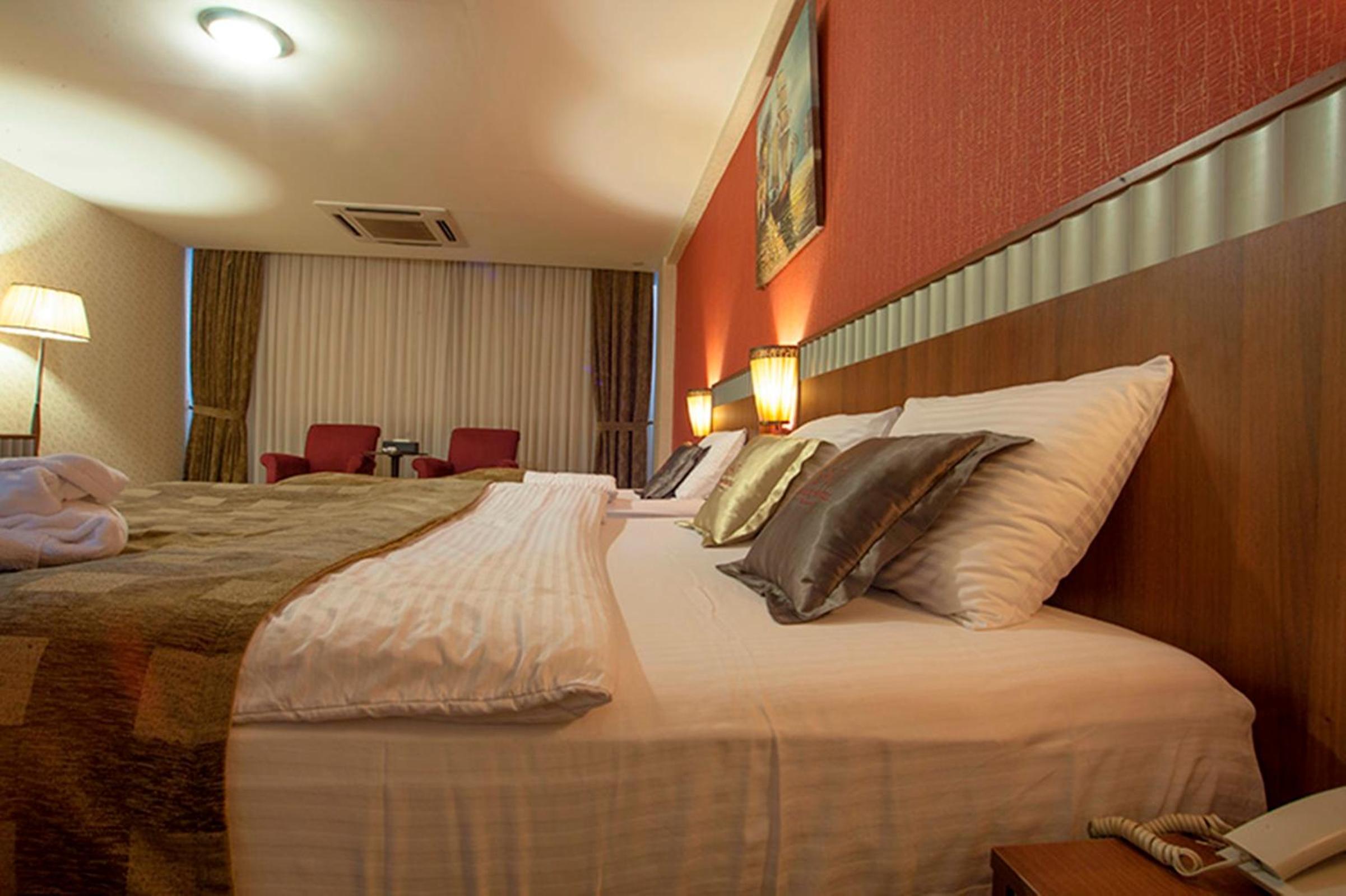 Twin Room - Photo 4