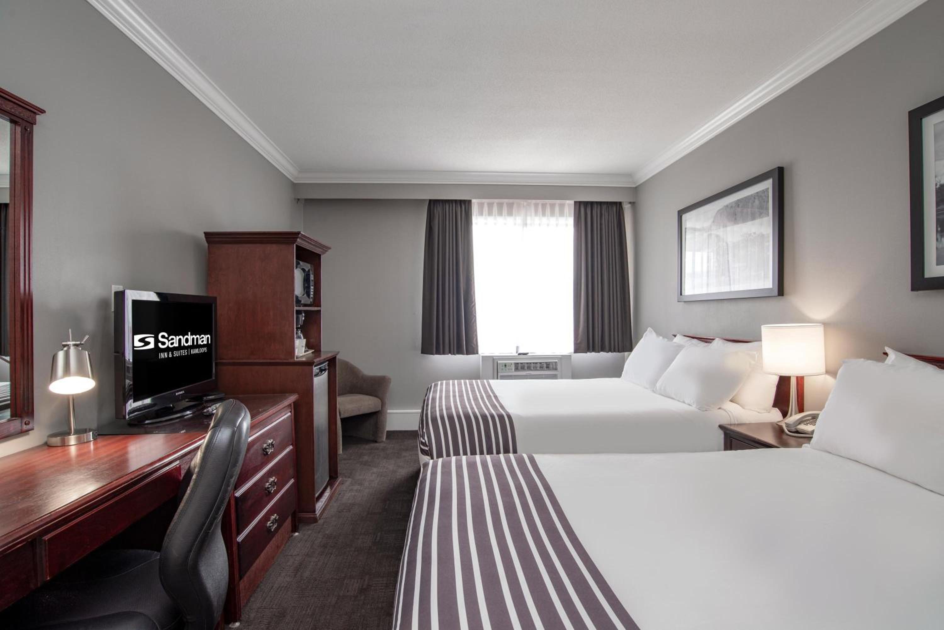 Standard Room, 2 Double Beds photo 1