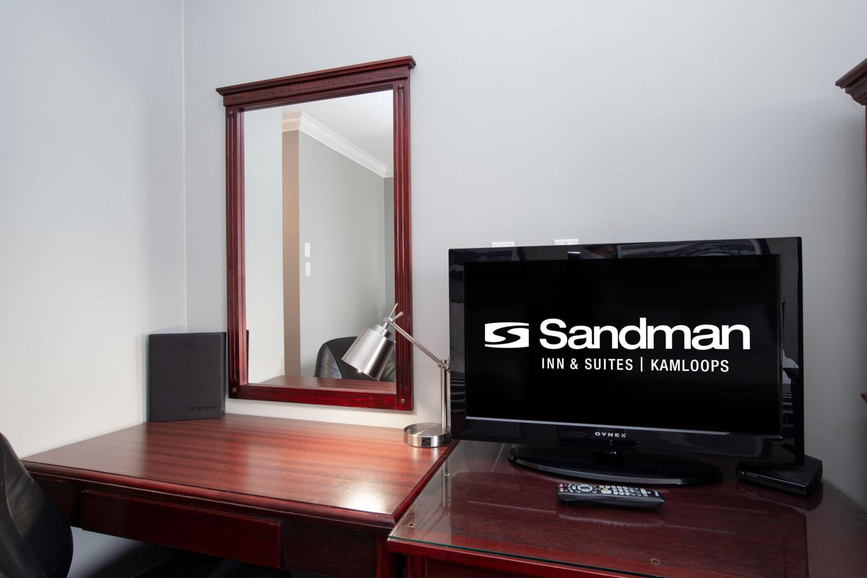 Standard Room, 2 Double Beds photo 3