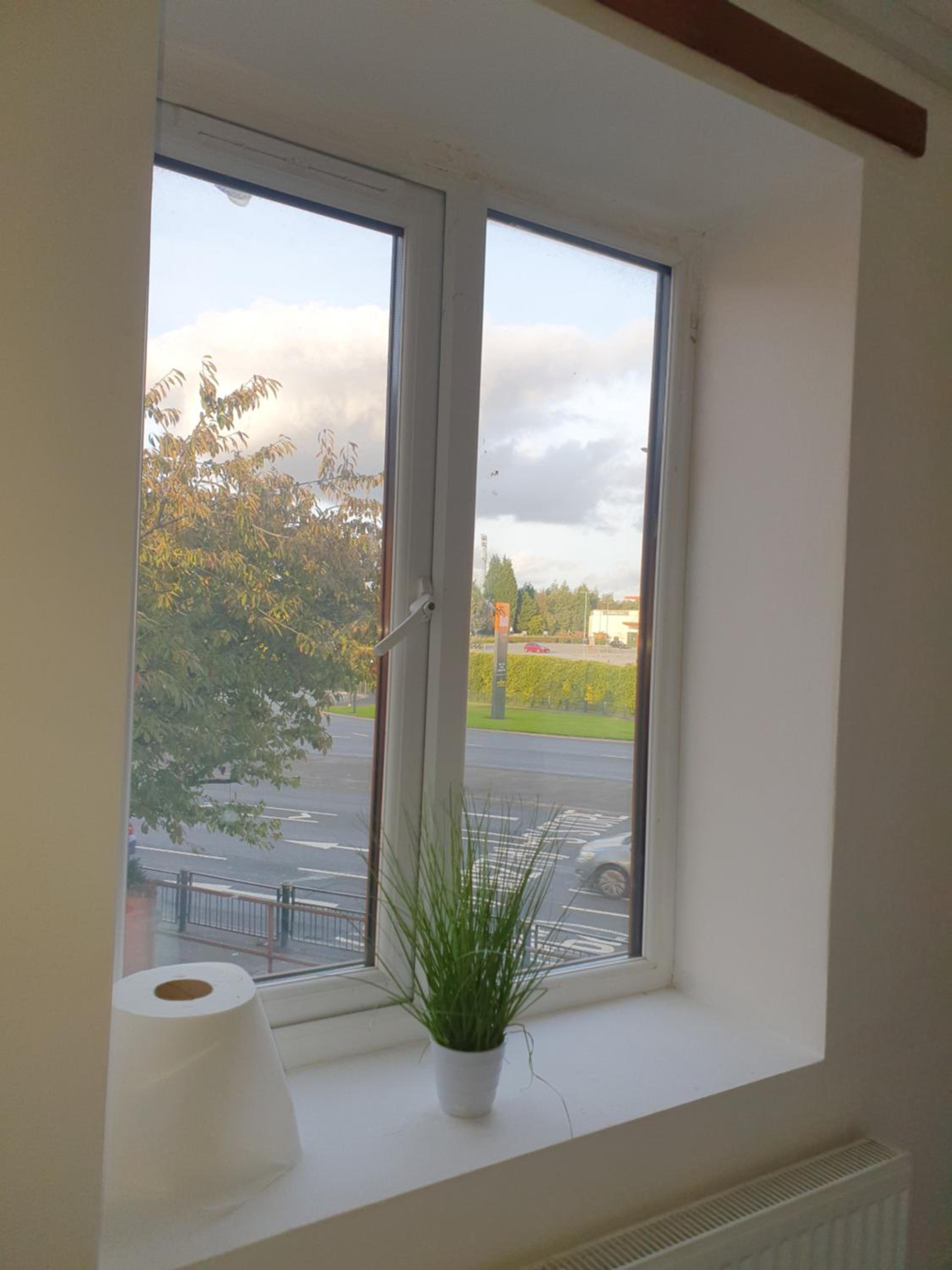 Double Room with Shared Bathroom photo 2
