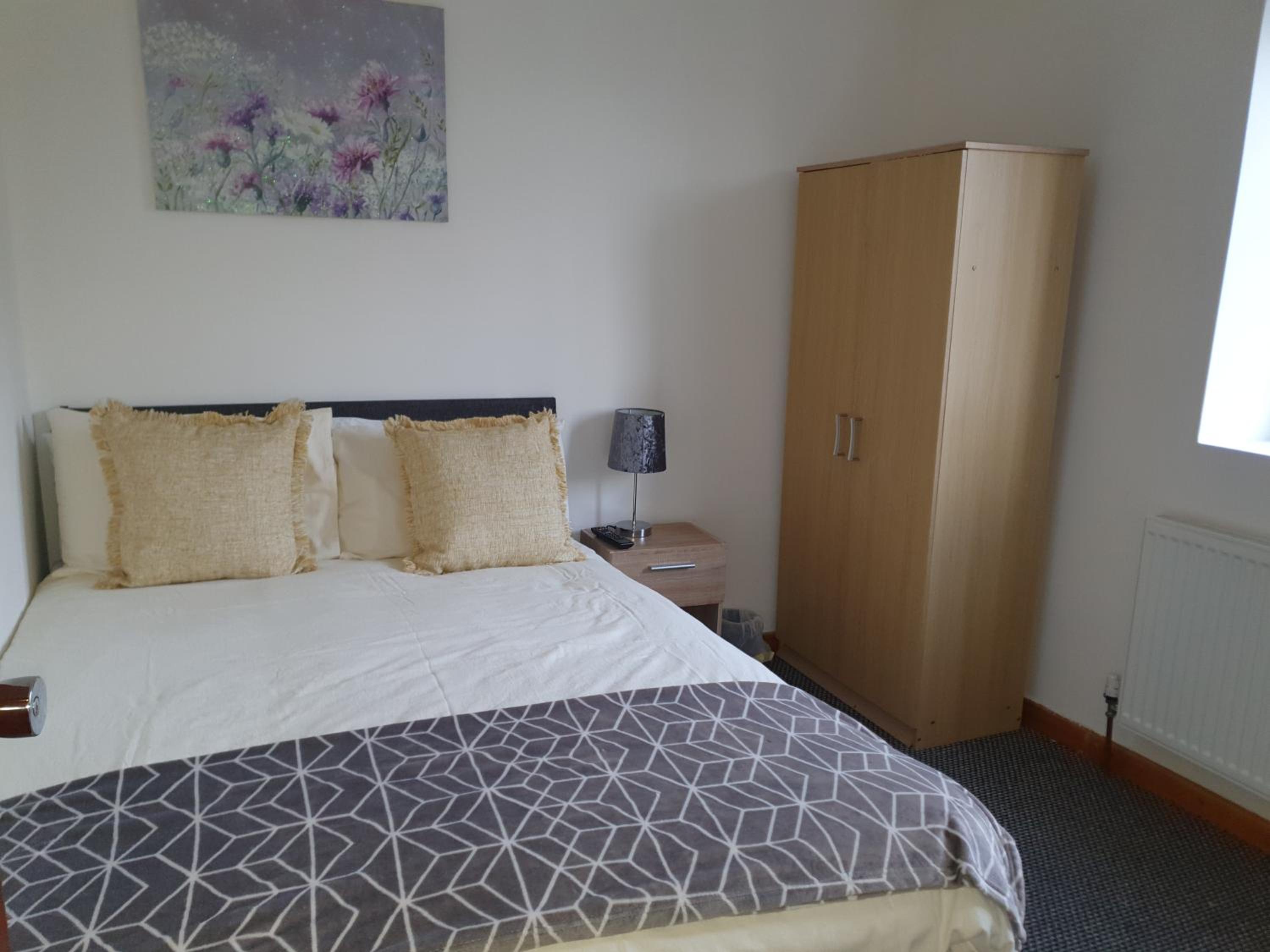 Double Room with Shared Bathroom photo 3
