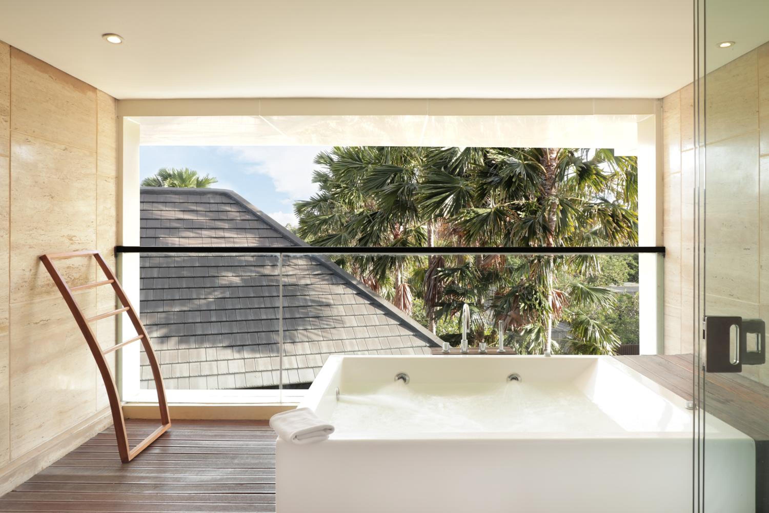Quad Whirlpool Suite room photo 3