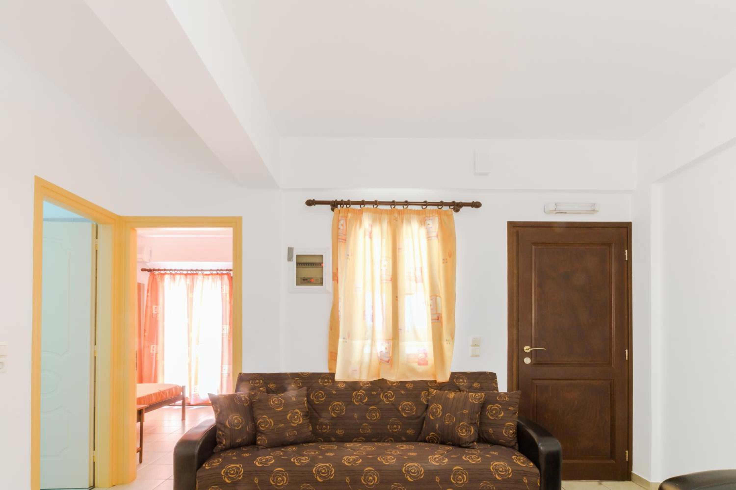One-Bedroom Apartment (4 Adults) photo 1