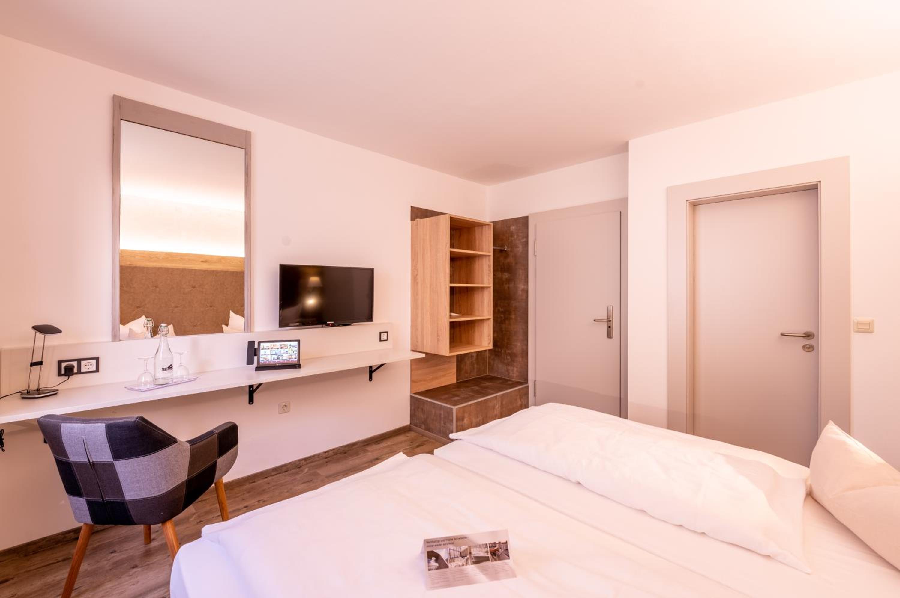 Standard Double Room photo 2