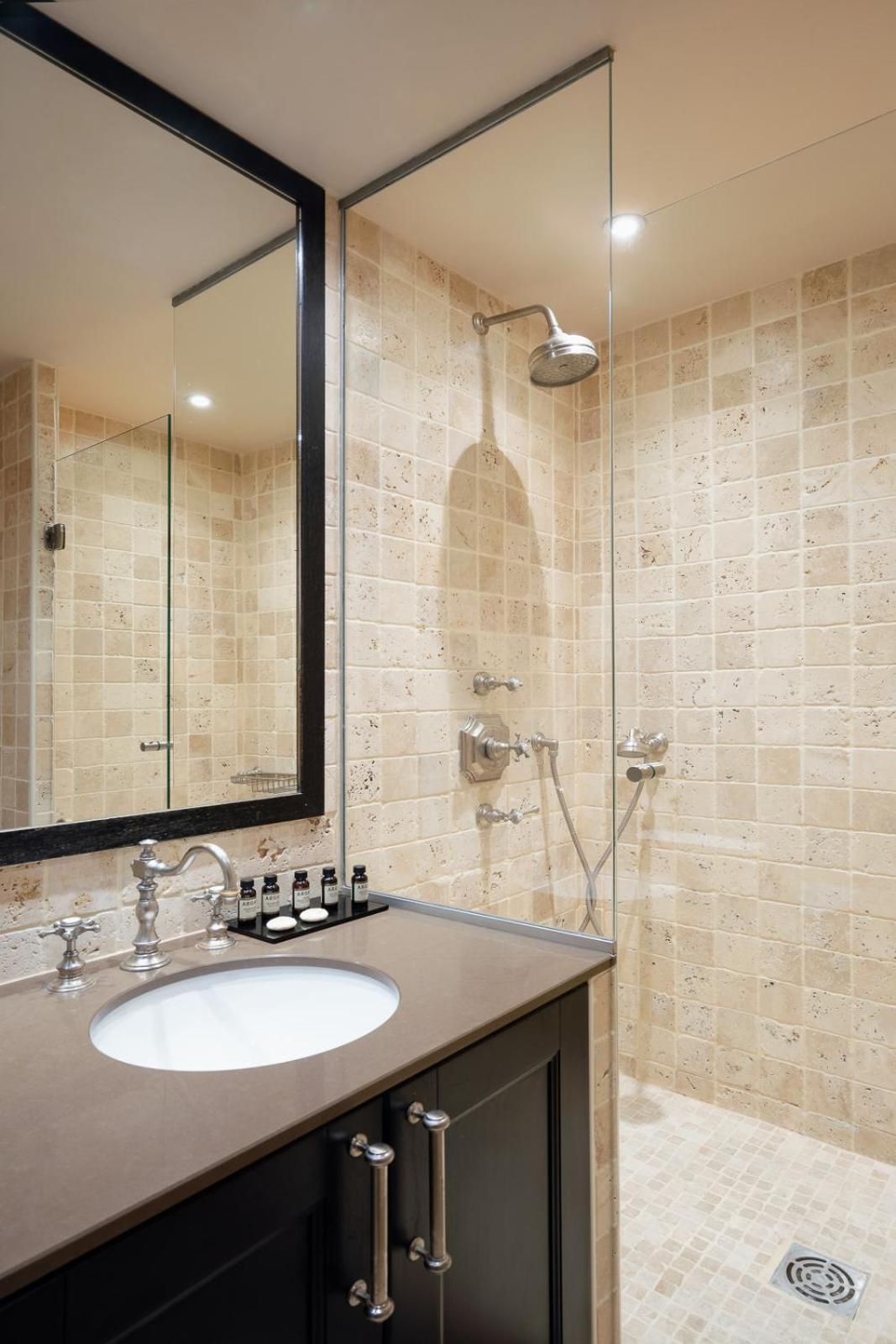 Deluxe Double or Twin Room - Top Floor photo 2