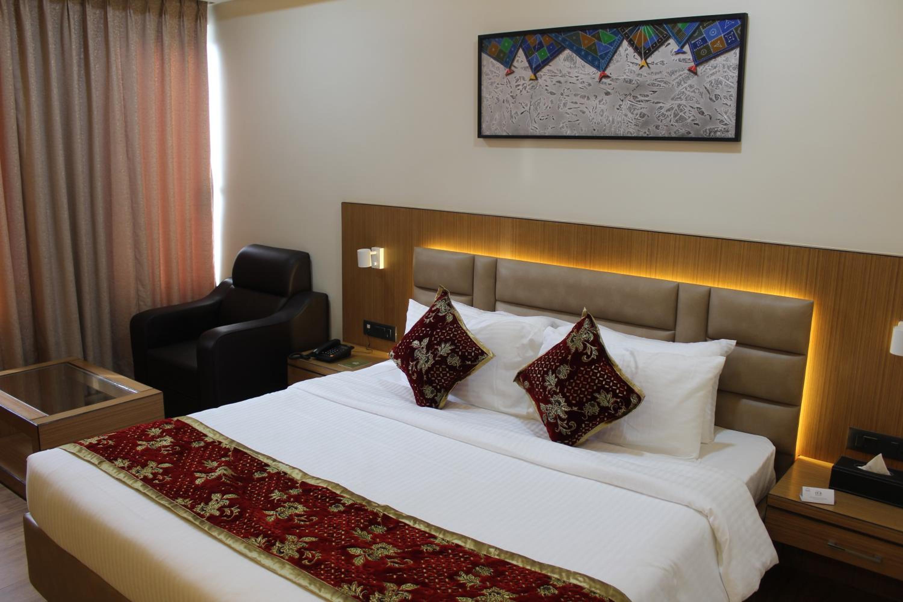 Superior King Room