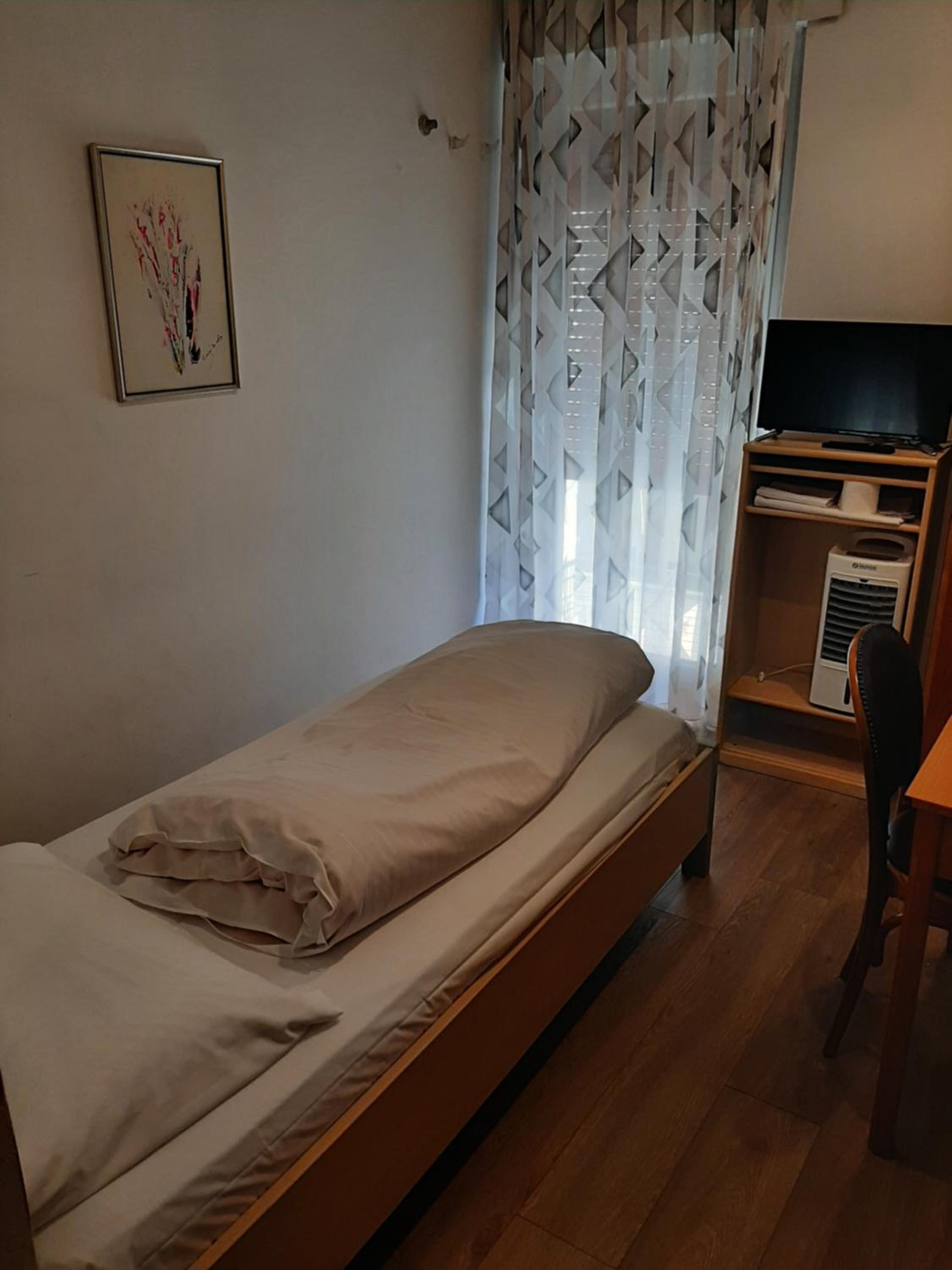 Budget Single Room photo 1
