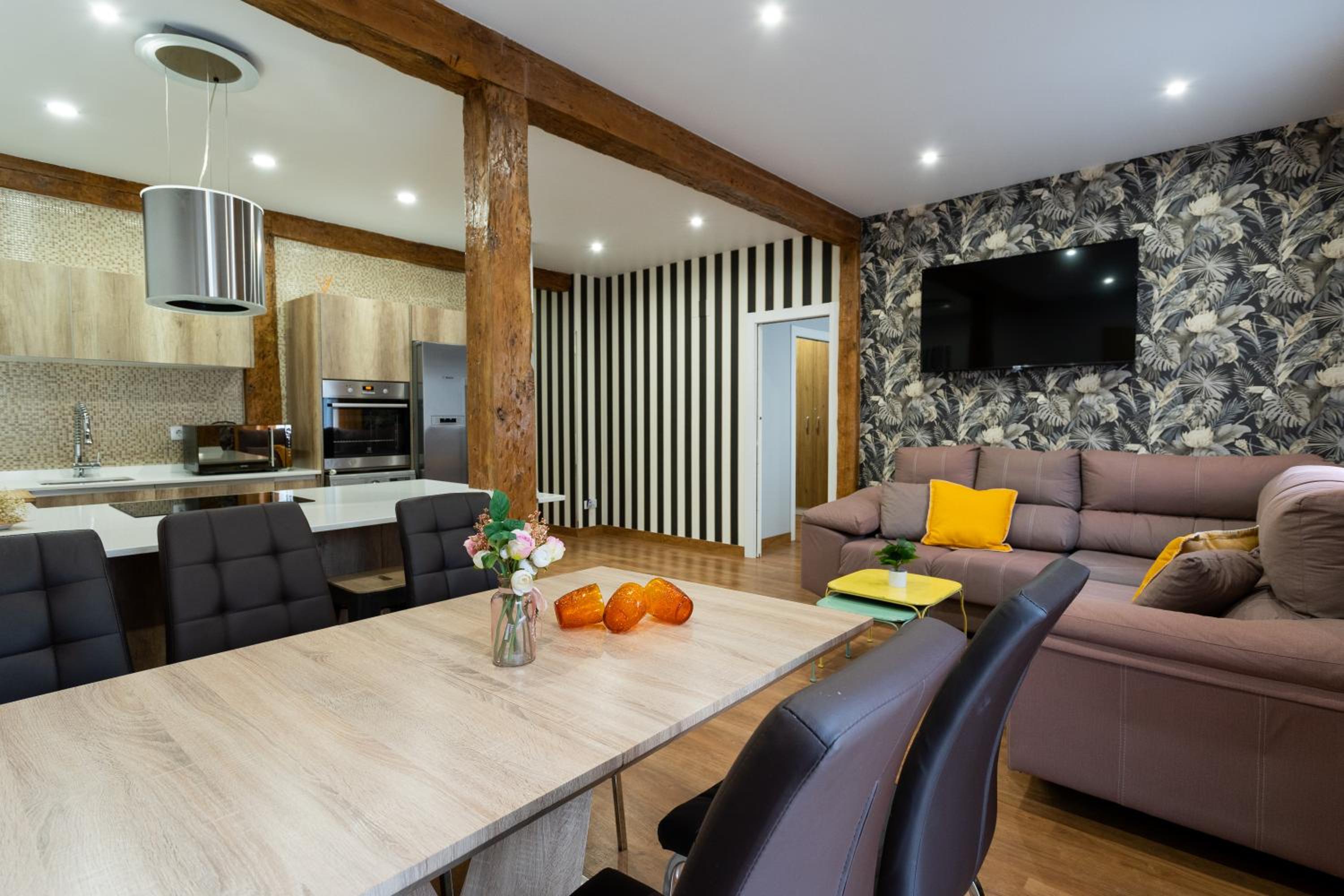 Superior Apartment - Photo 2