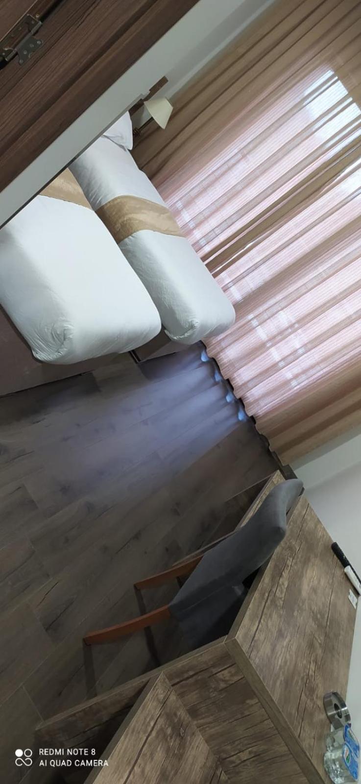 Standard Suite - Photo 11