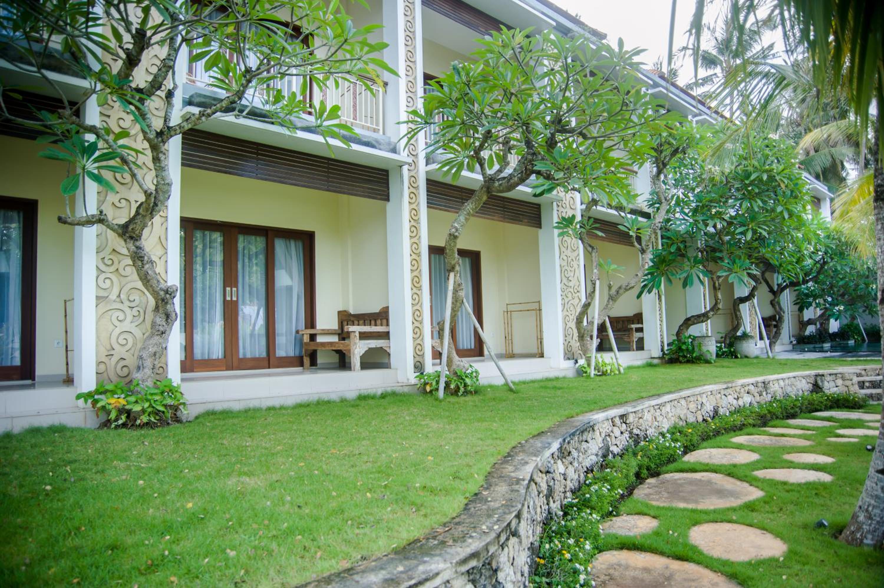 Deluxe Room with Private Terrace - Photo 10