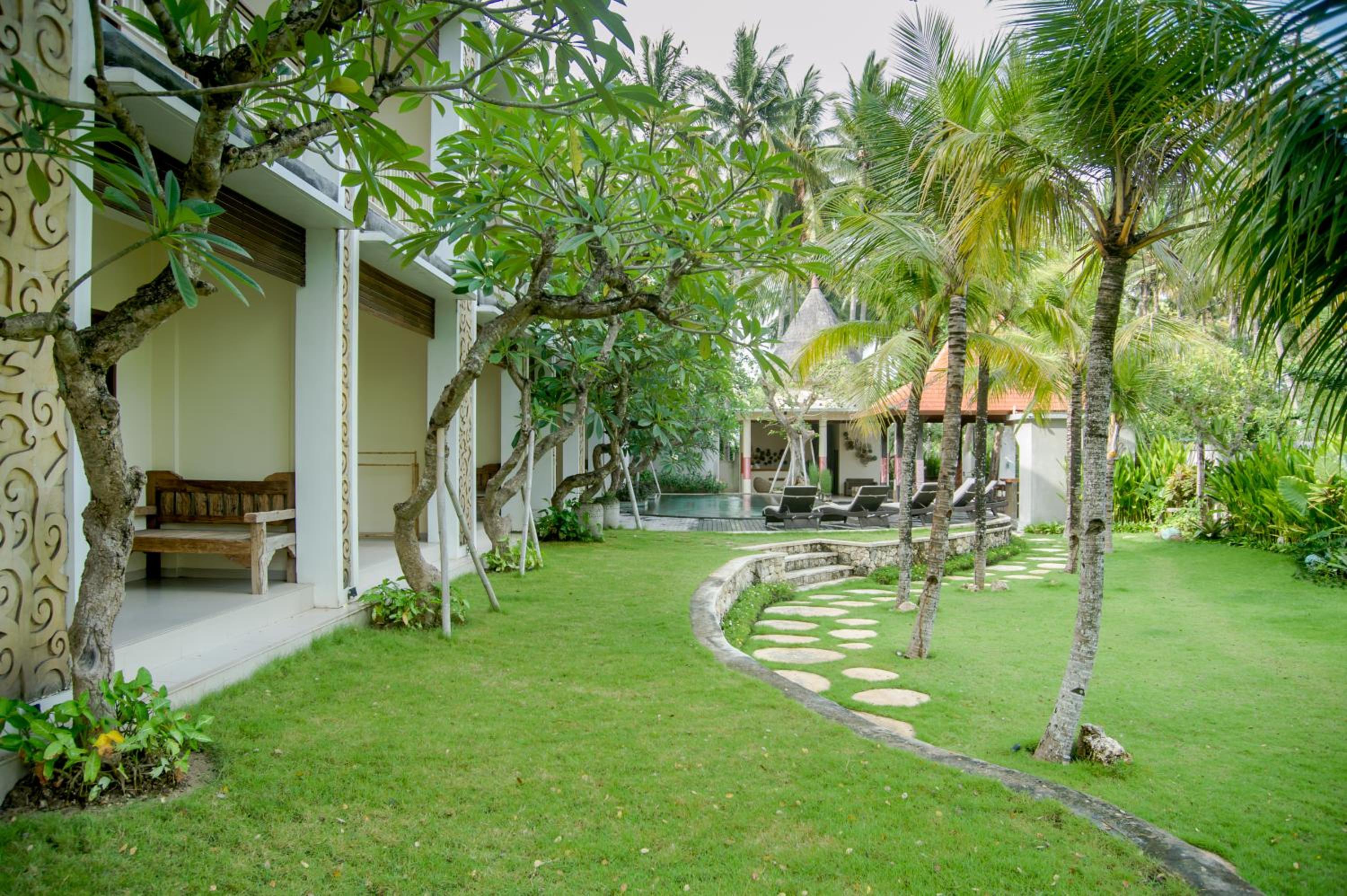 Deluxe Room with Private Terrace - Photo 11