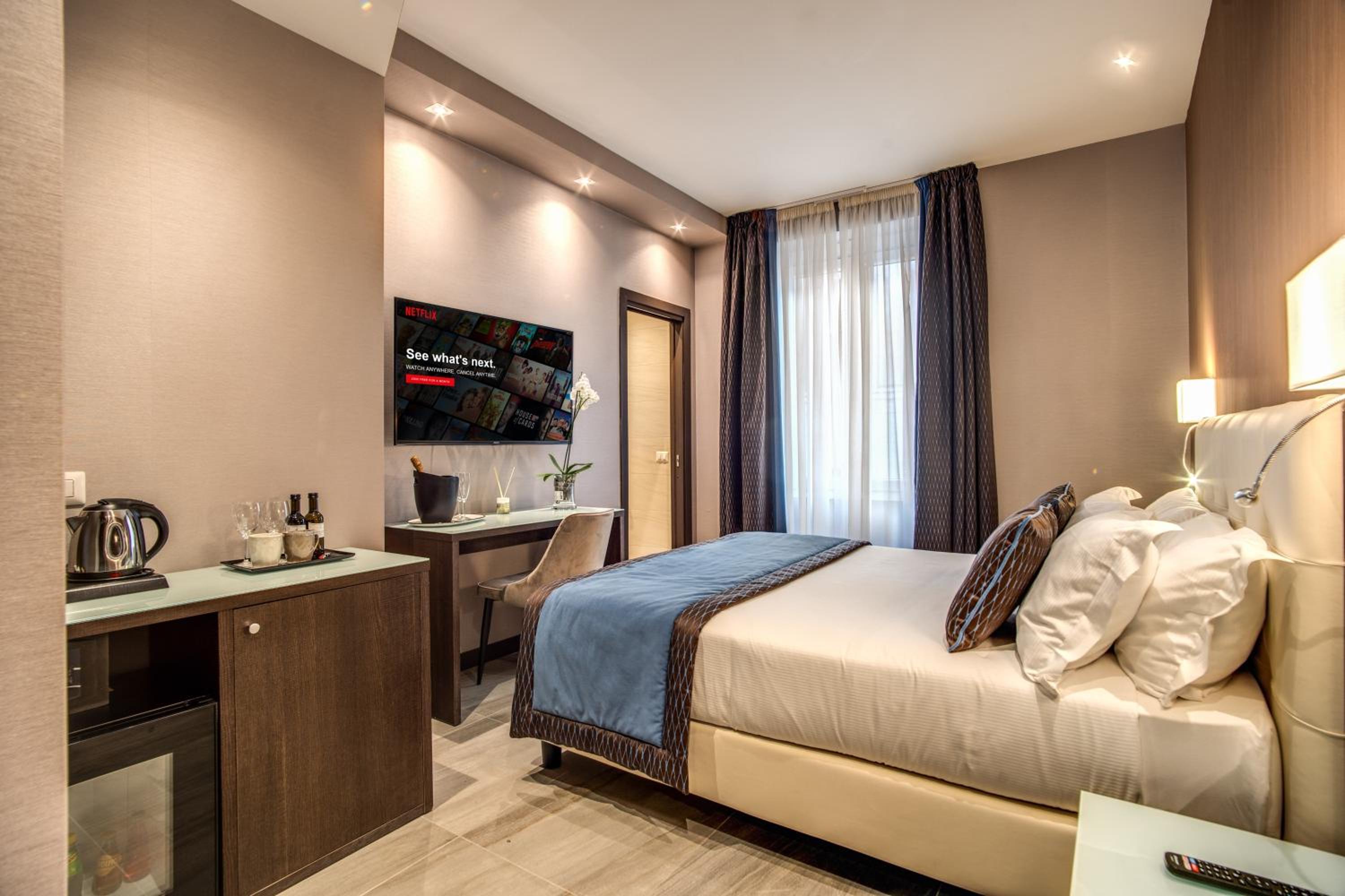 Superior Double or Twin Room photo 3