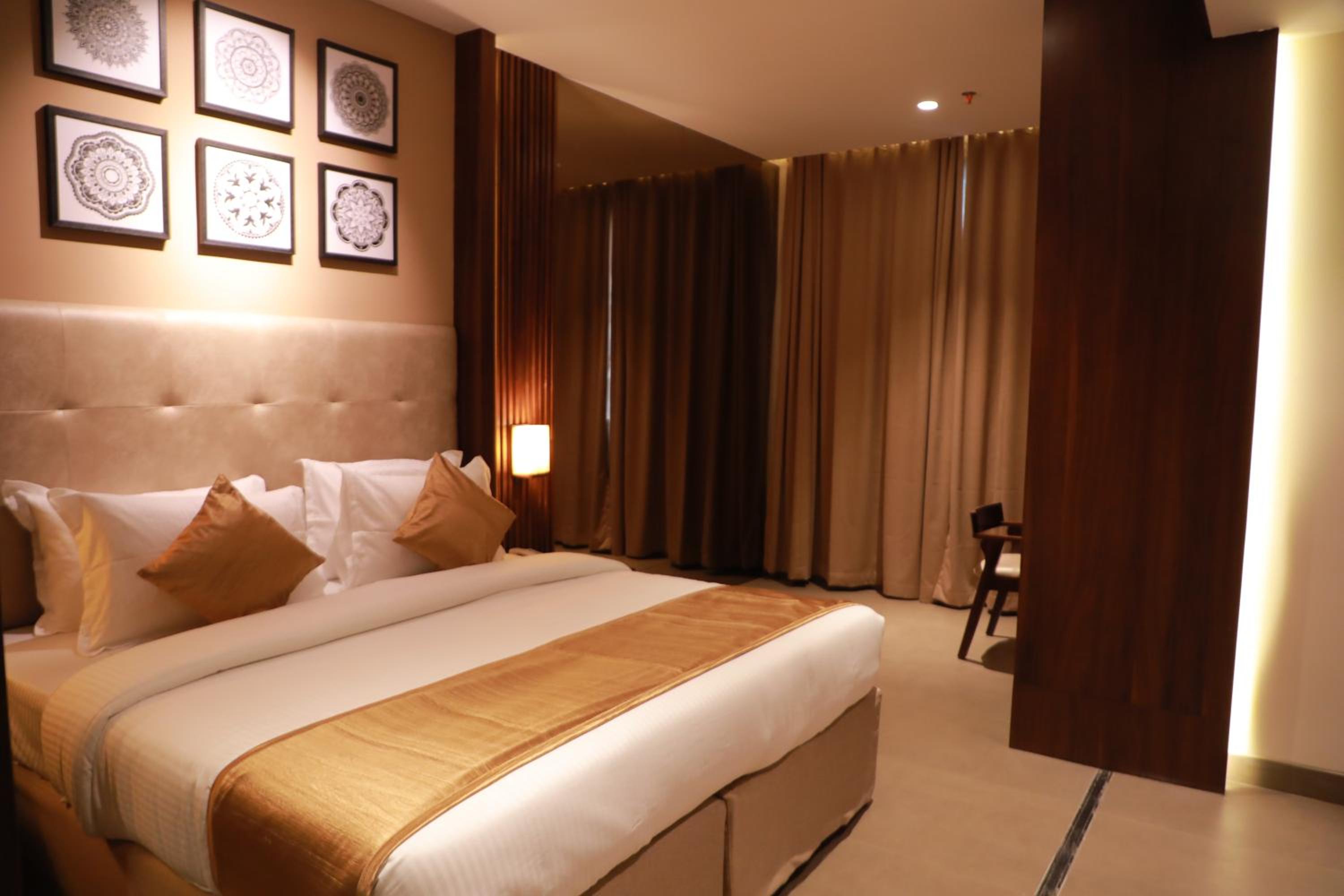 Executive Club - Photo 4