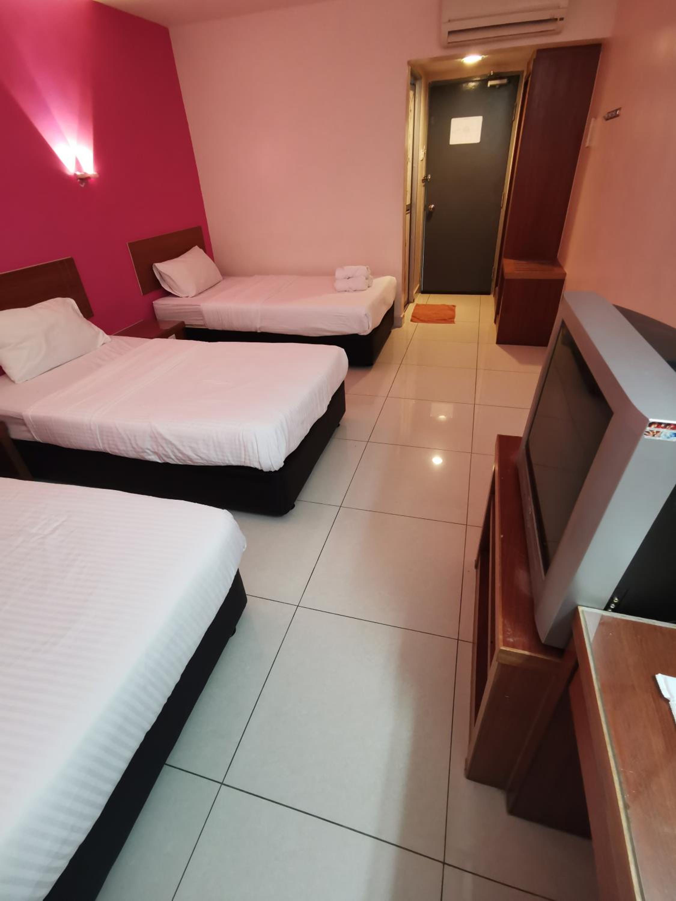 Standard Triple Room - Photo 2