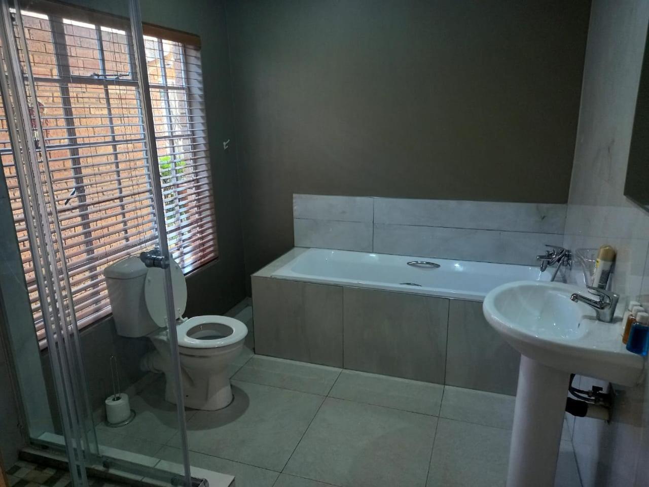  Double Room - Photo 7