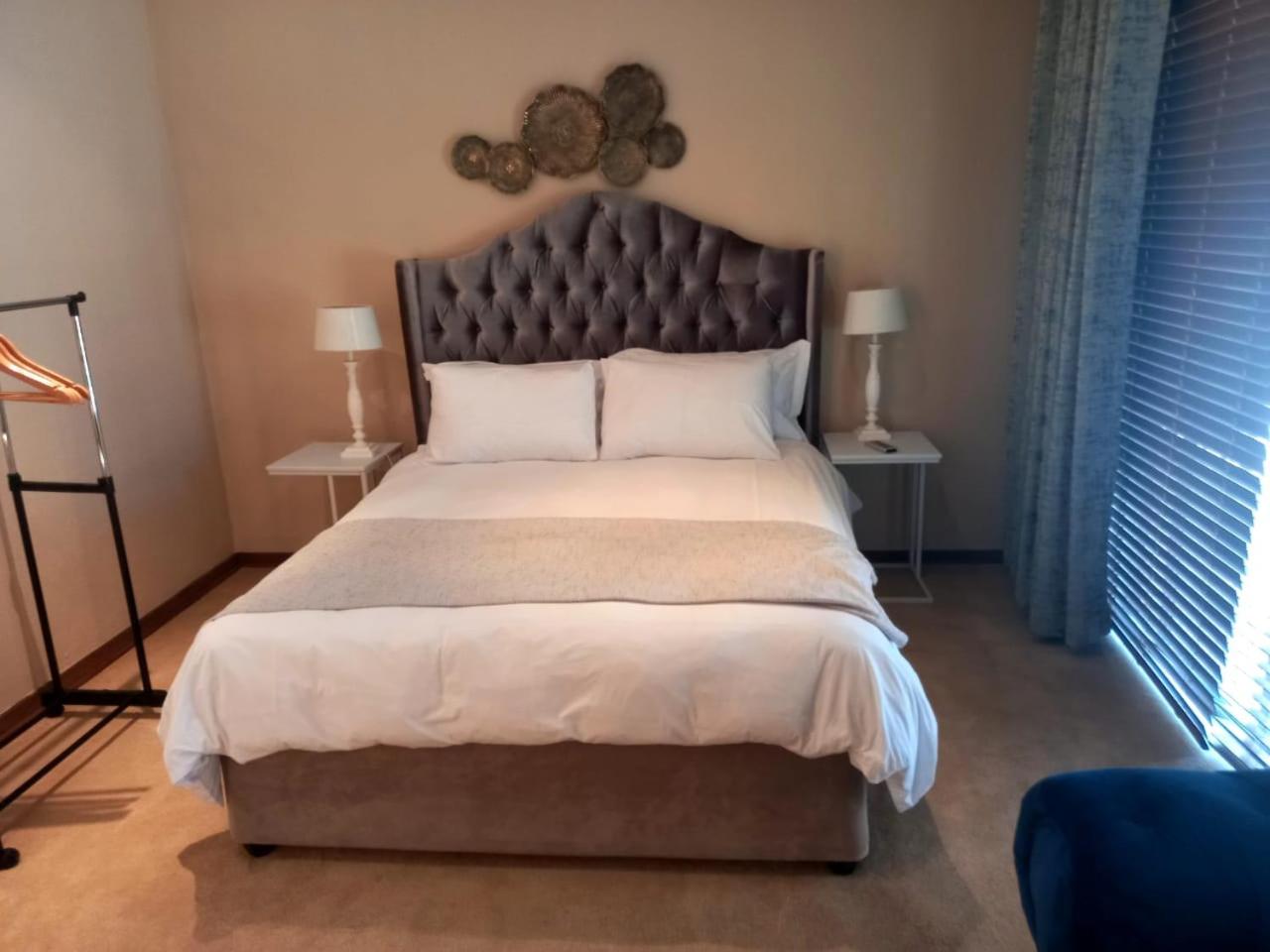  Double Room - Photo 1