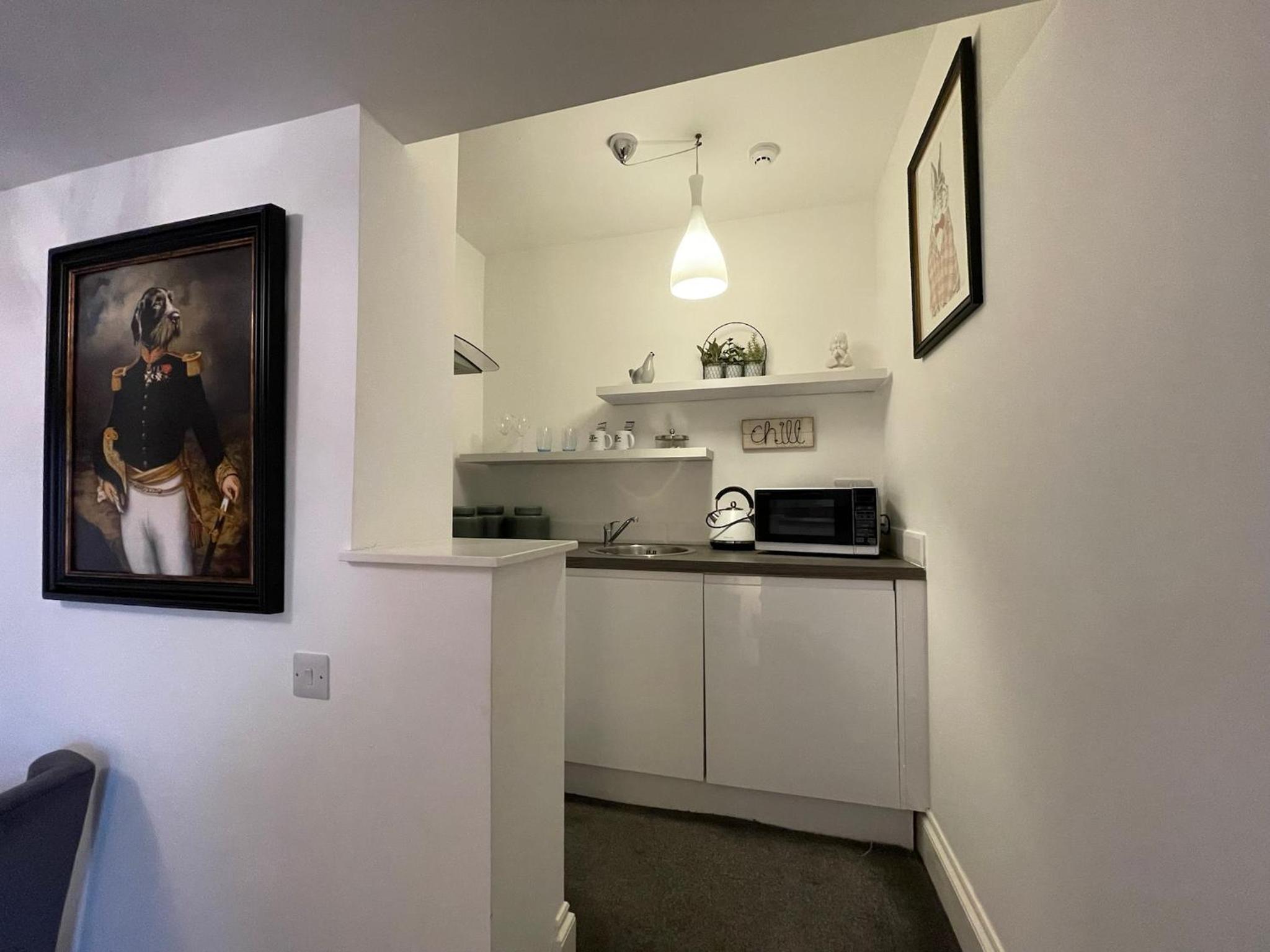 Apartment photo 2