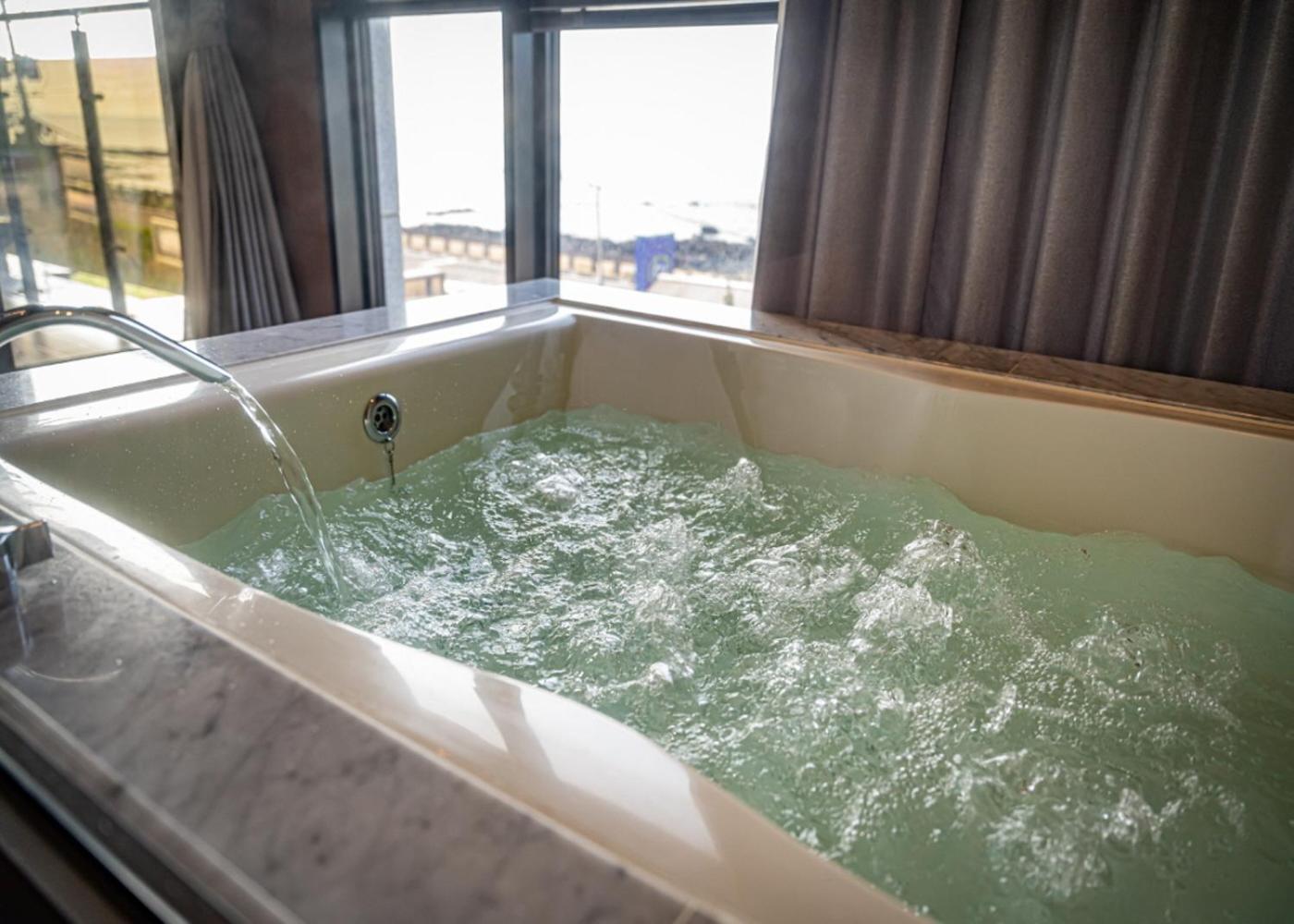 Pool Villa Royal Suite (Breakfast for 2 Included)