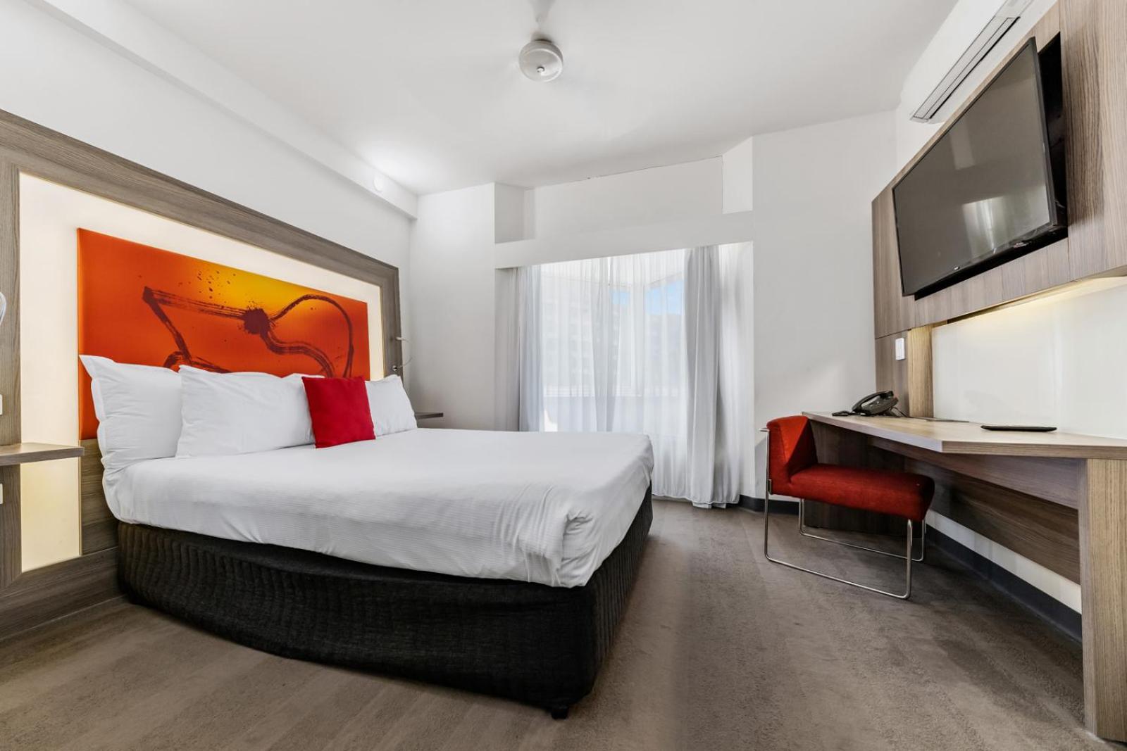 Two-Bedroom Apartment with Harbor View