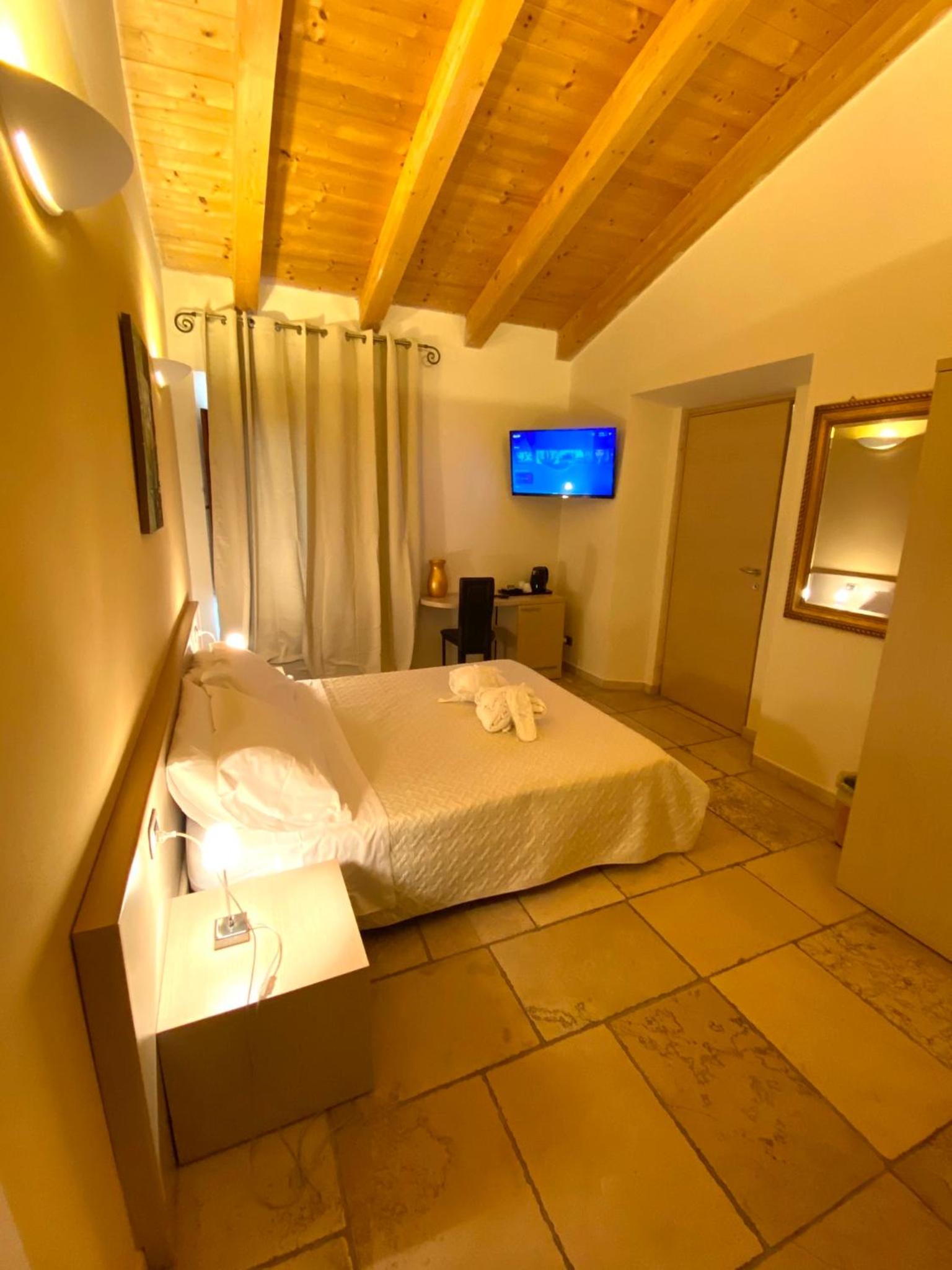 Standard  Room photo 1