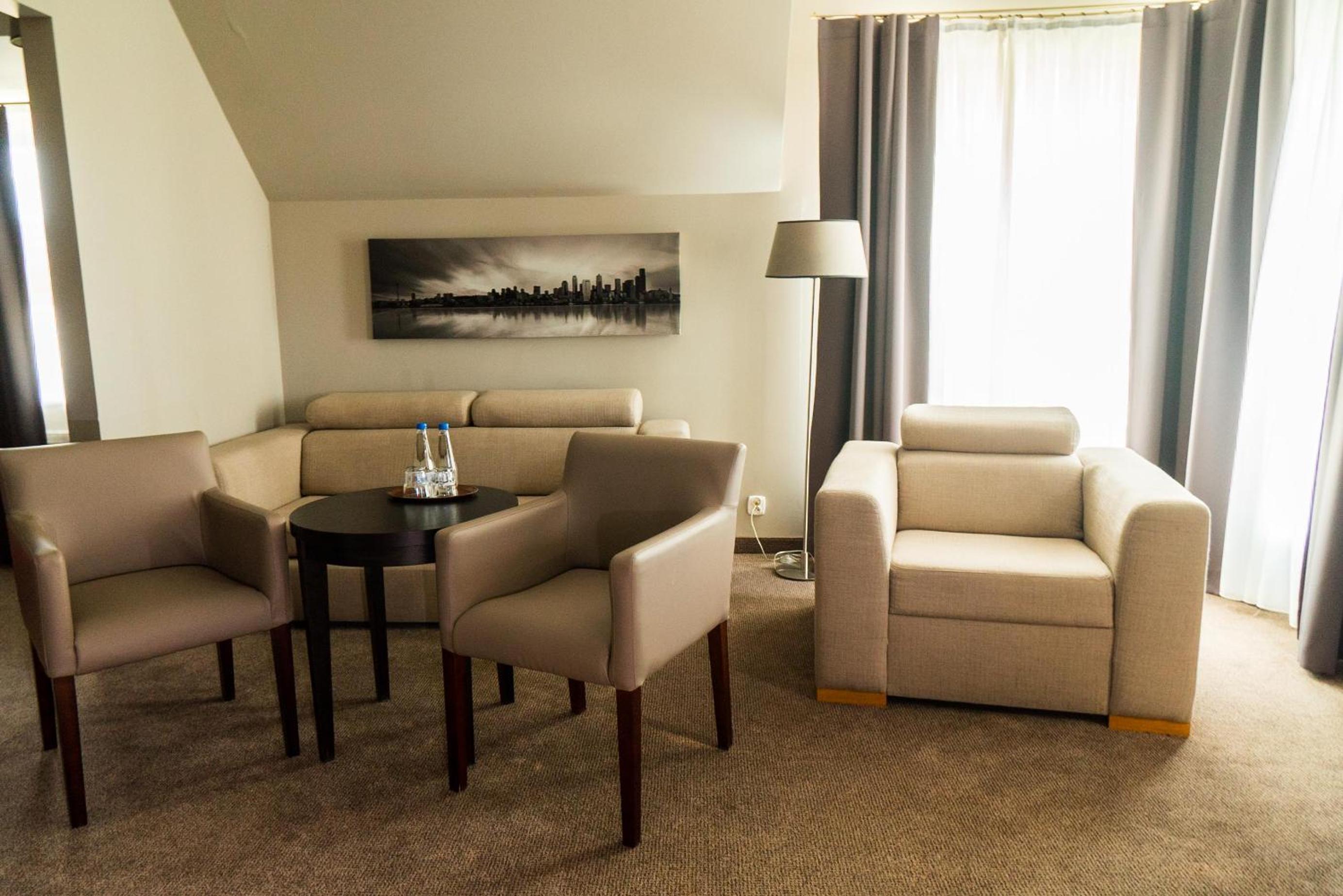 Deluxe Double or Twin Room - Photo 2
