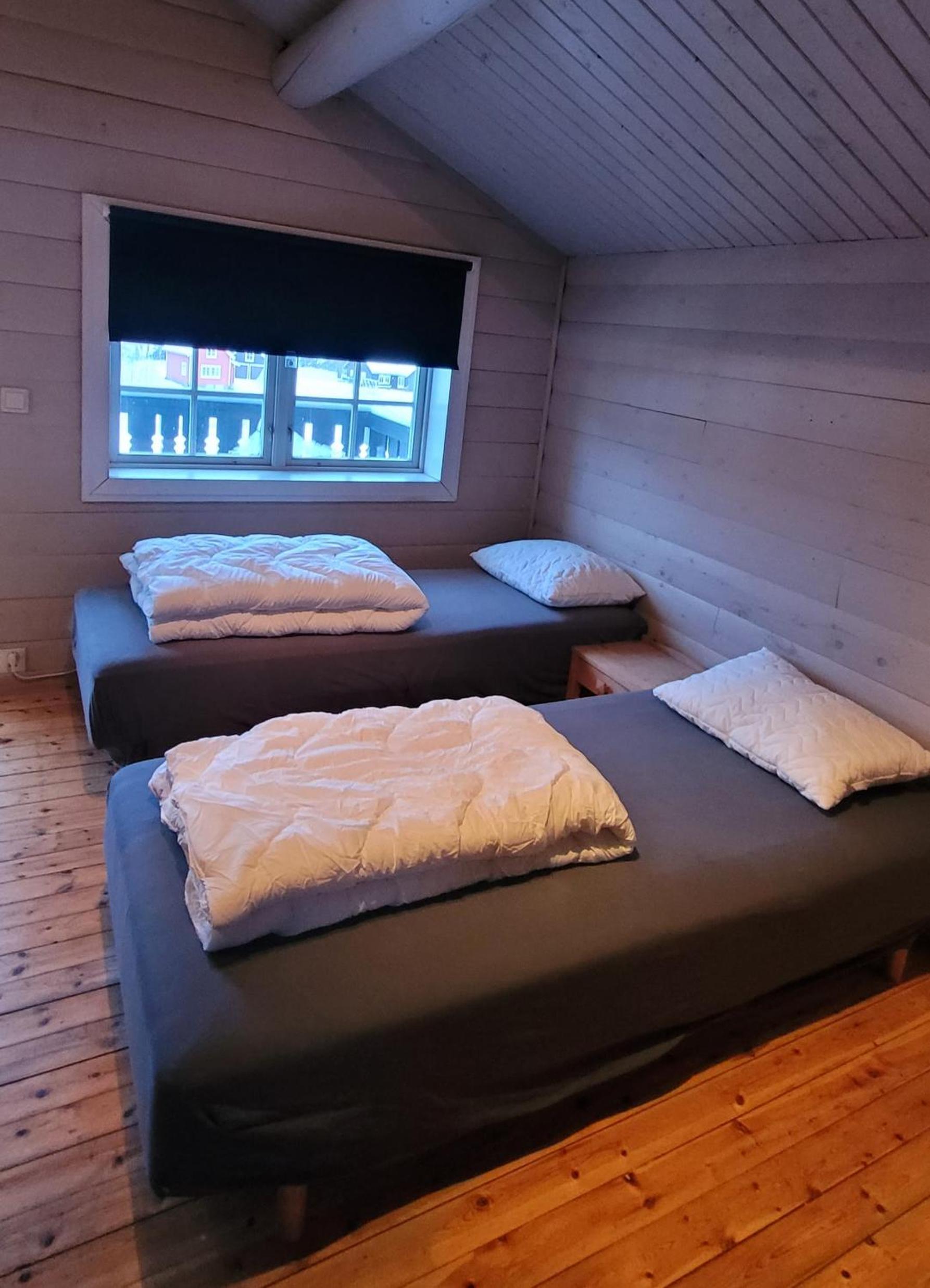 Apartment with Terrace - Photo 8