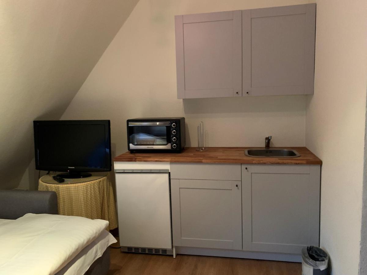 Double or Twin Room with Balcony photo 3