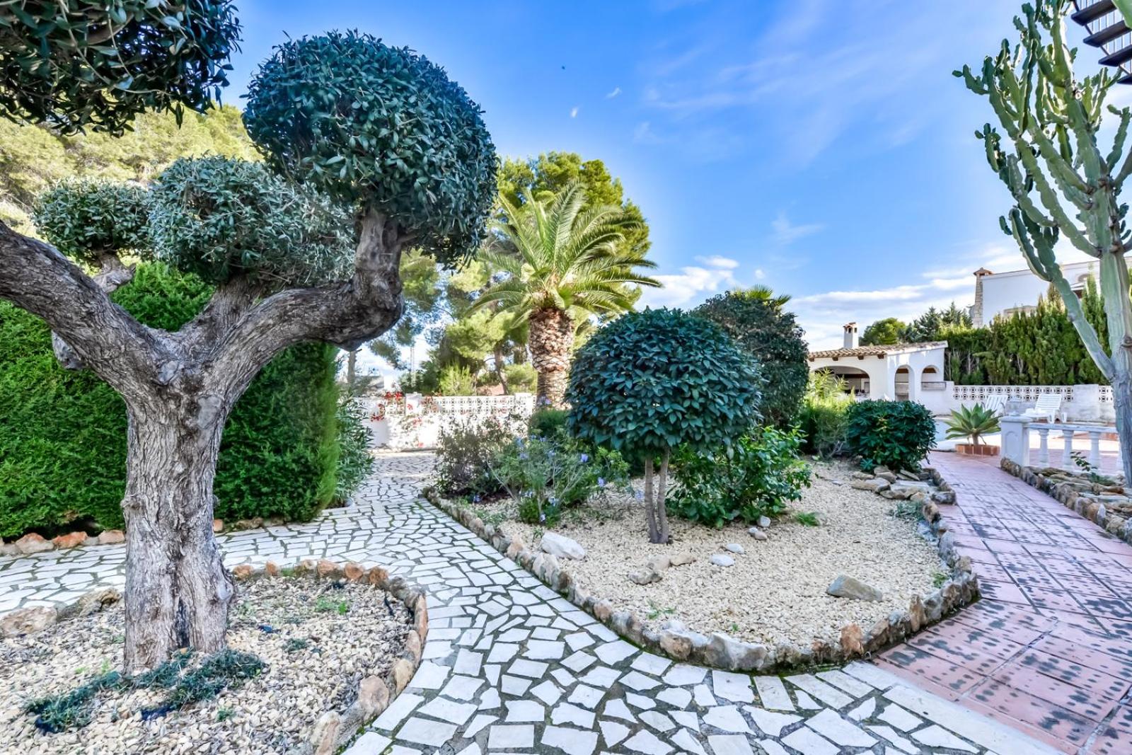 Villa photo 3
